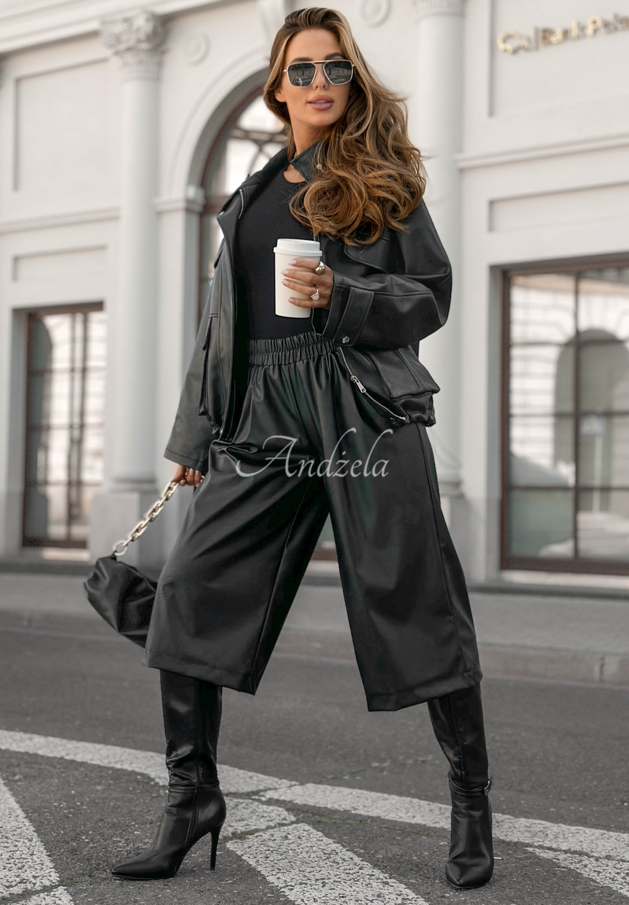 Pantaloni wide leg din piele Before It Ends