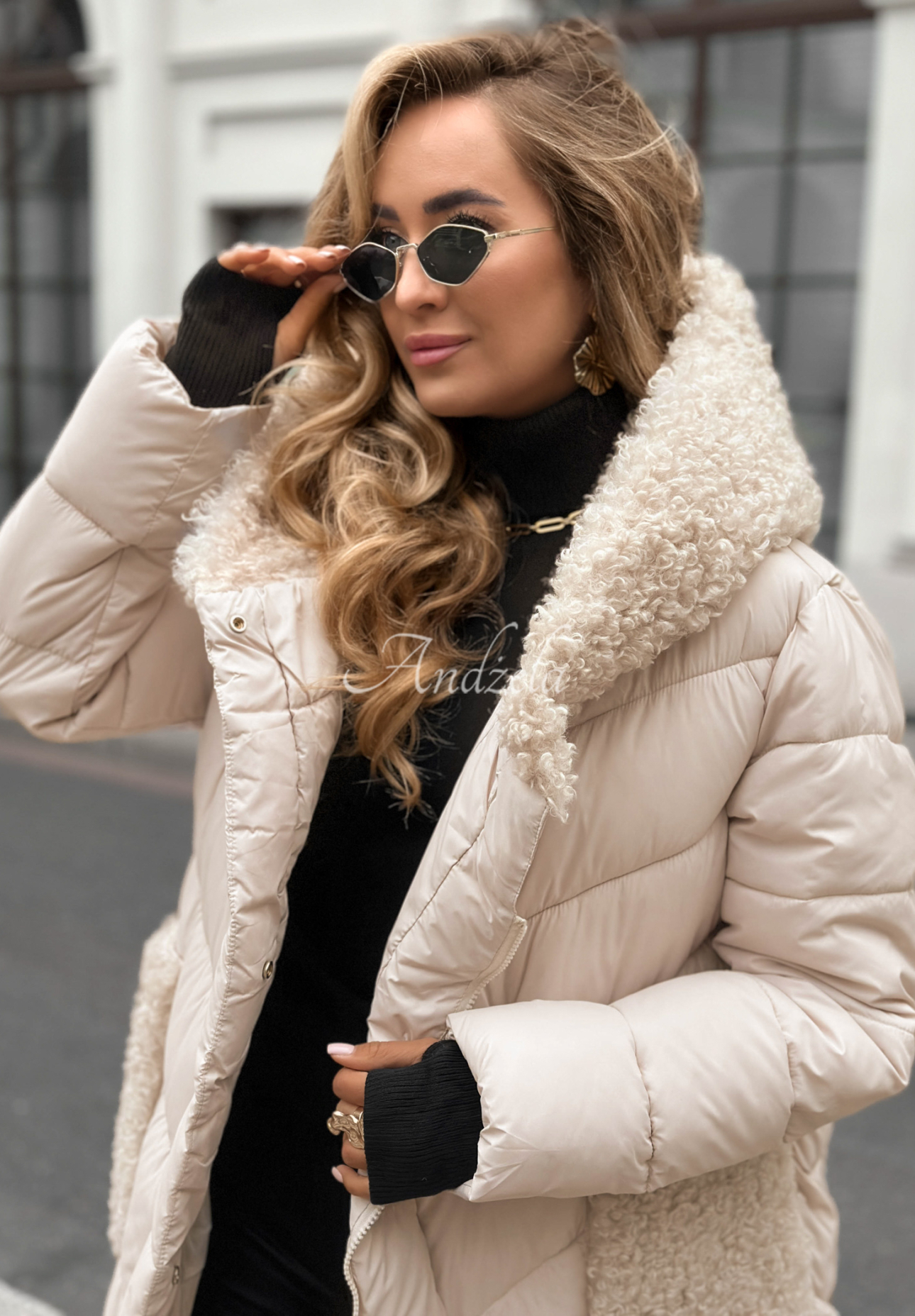 Geacă lungă matlasată Long Cold Winter din imitație de lână de miel