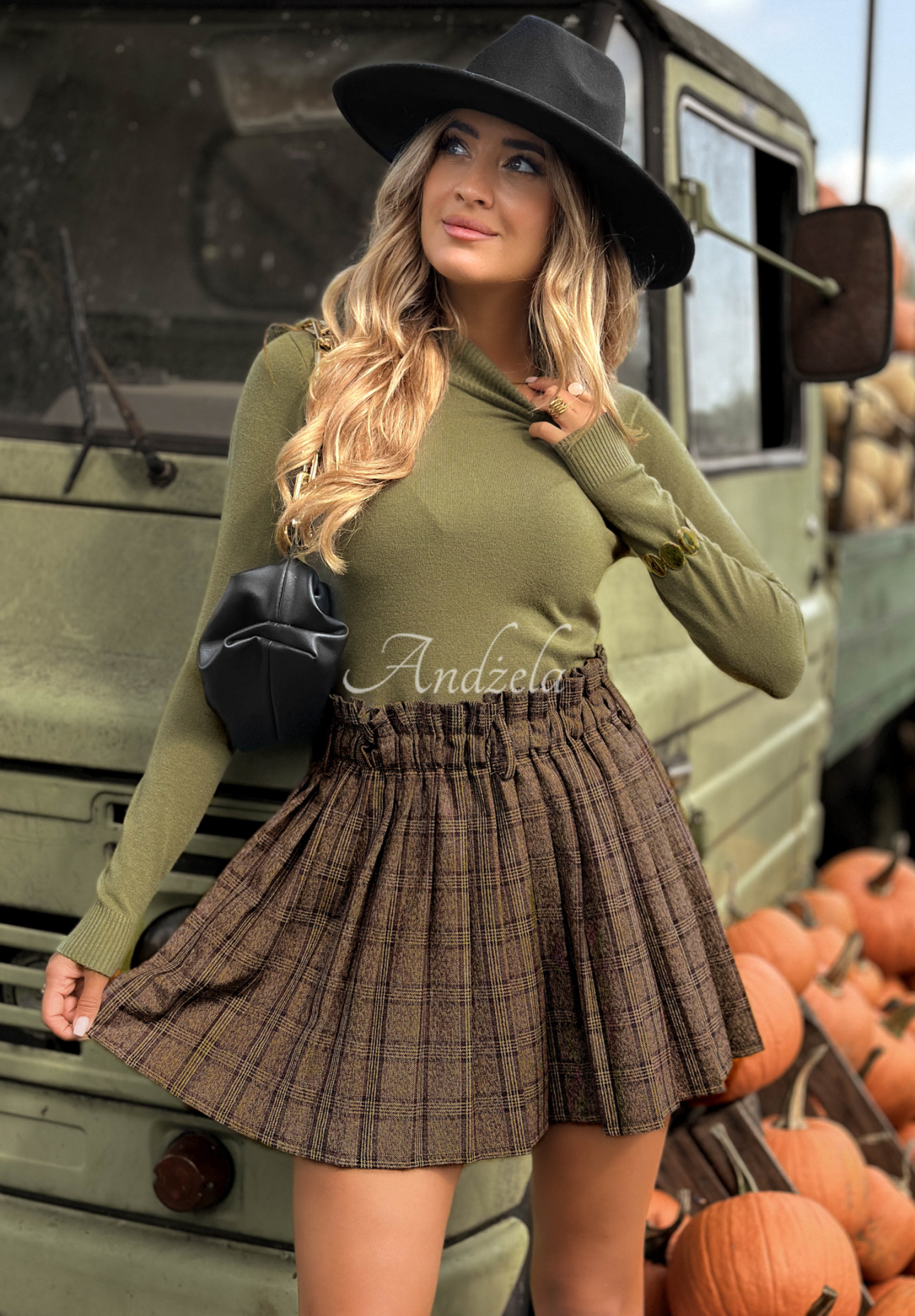 Pulover mulat cu guler rulat Between Us