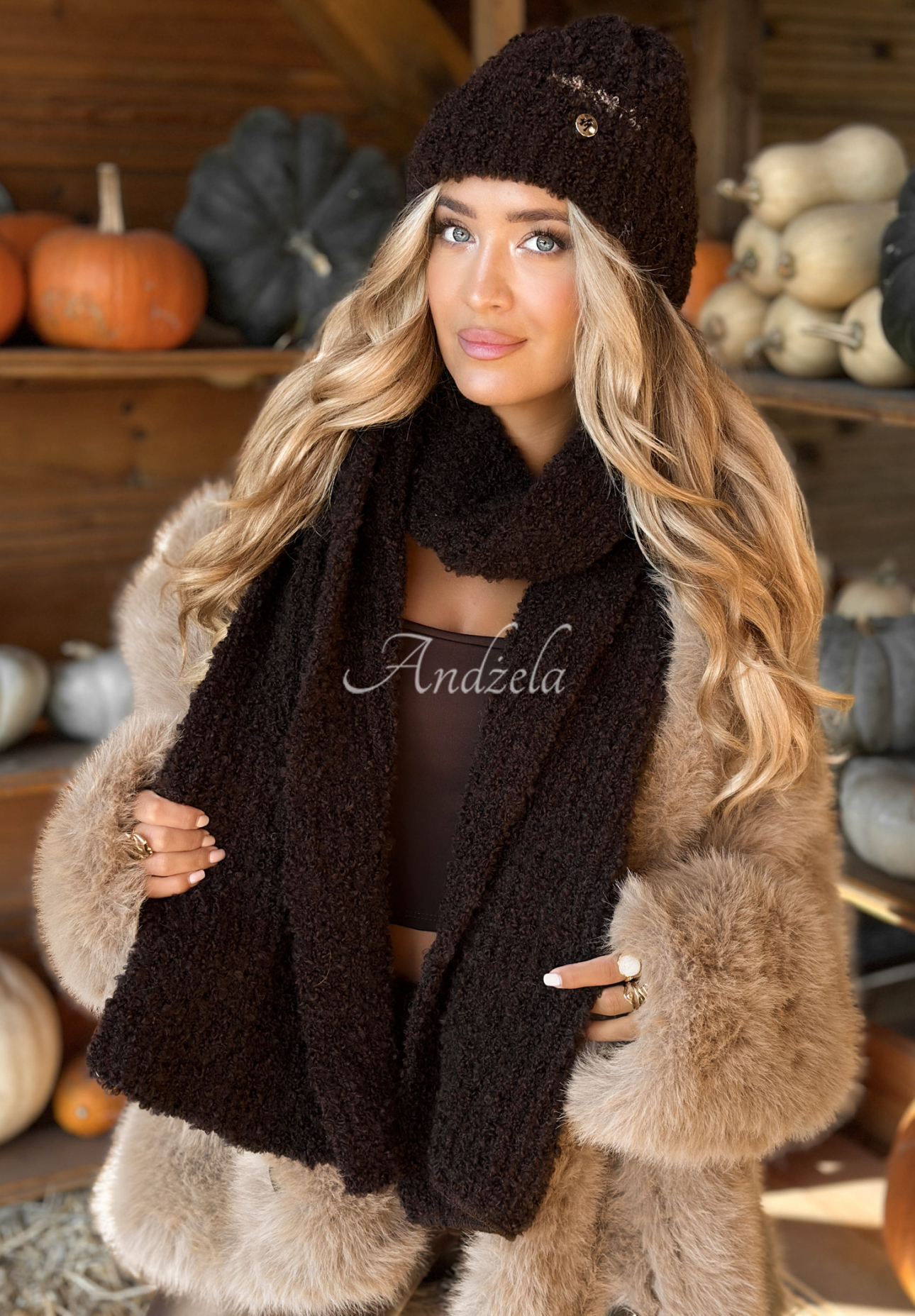 Căciulă boucle Winter Everywhere