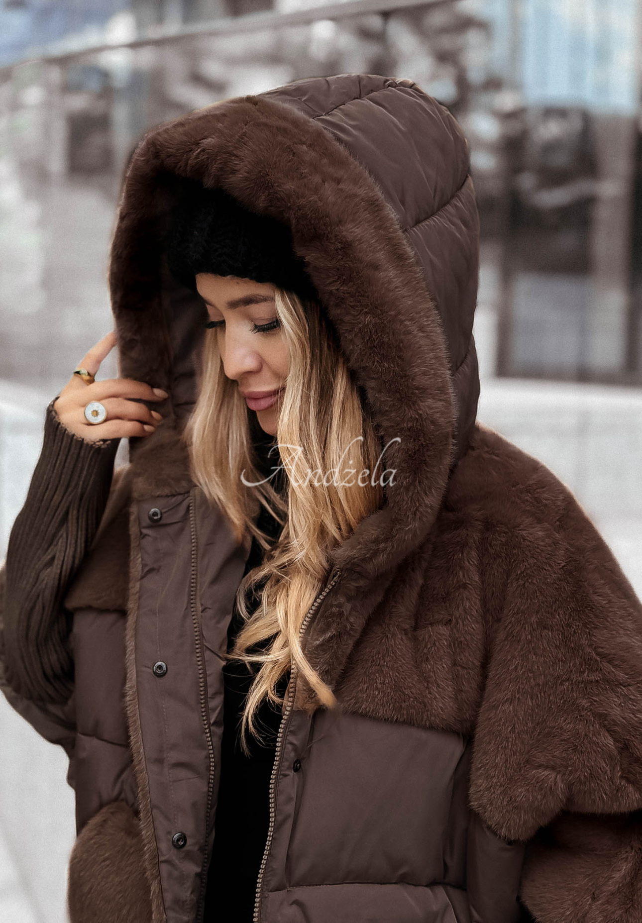 Geacă matlasată Snow &amp; Pines cu blană
