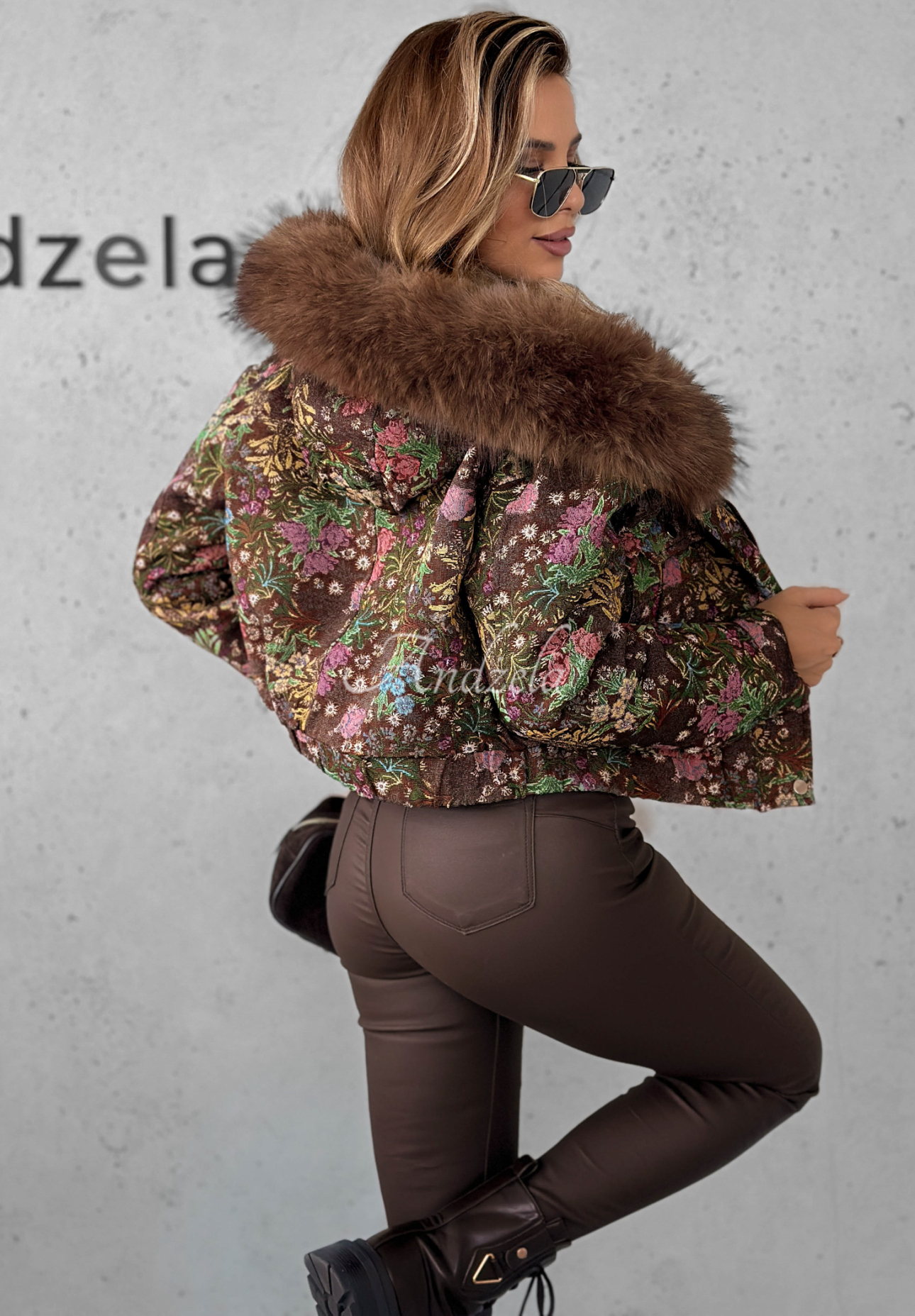 Geacă jacquard cu flori și blană Frosted Flowers