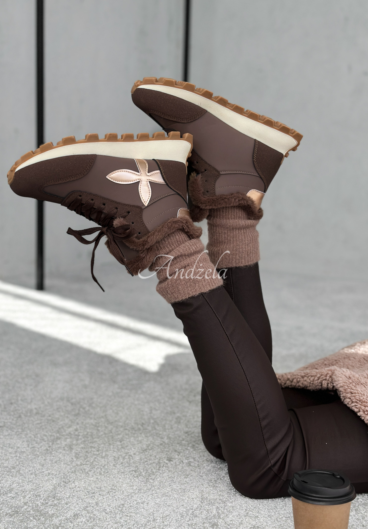 Sneakerși cu blană Getting Really Cold