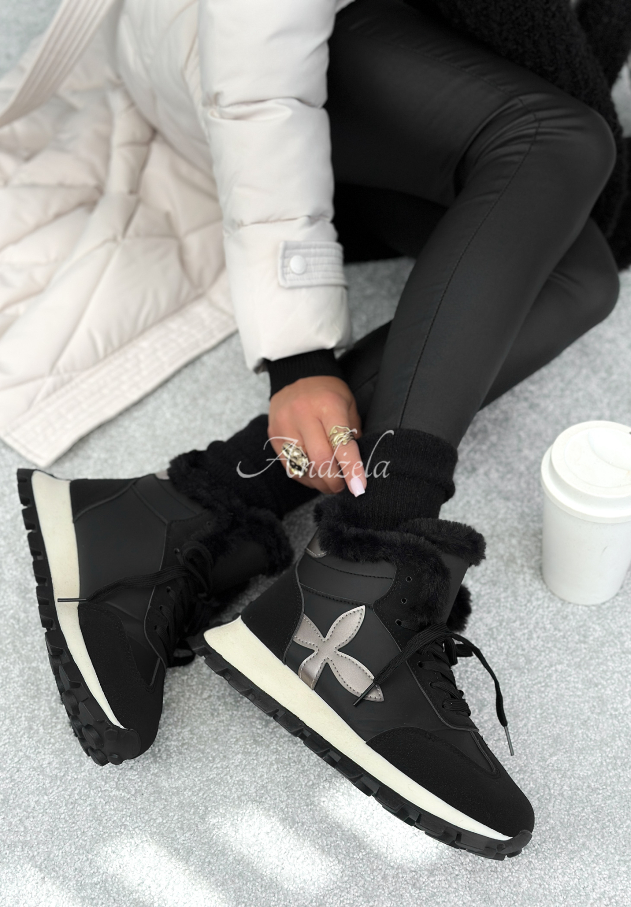 Sneakerși cu blană Getting Really Cold