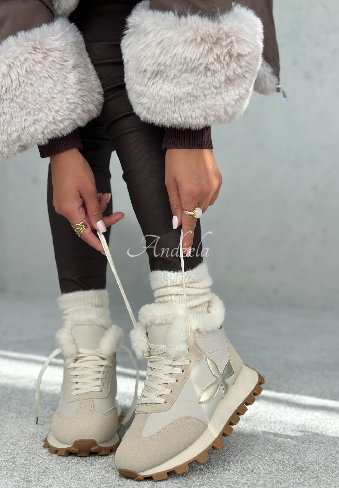 Sneakerși cu blană Getting Really Cold