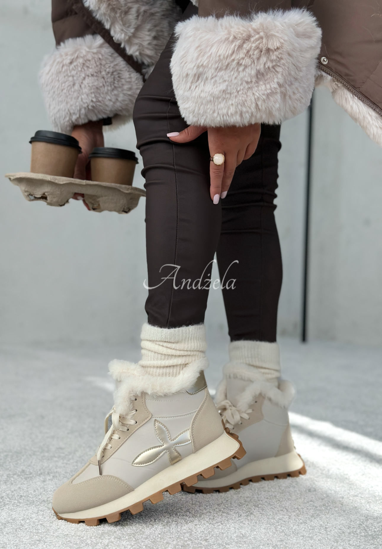 Sneakerși cu blană Getting Really Cold