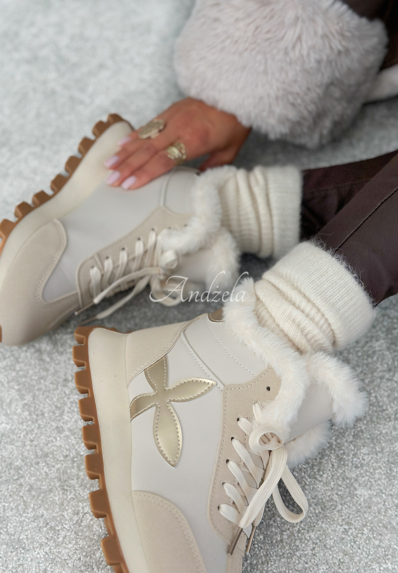 Sneakerși cu blană Getting Really Cold