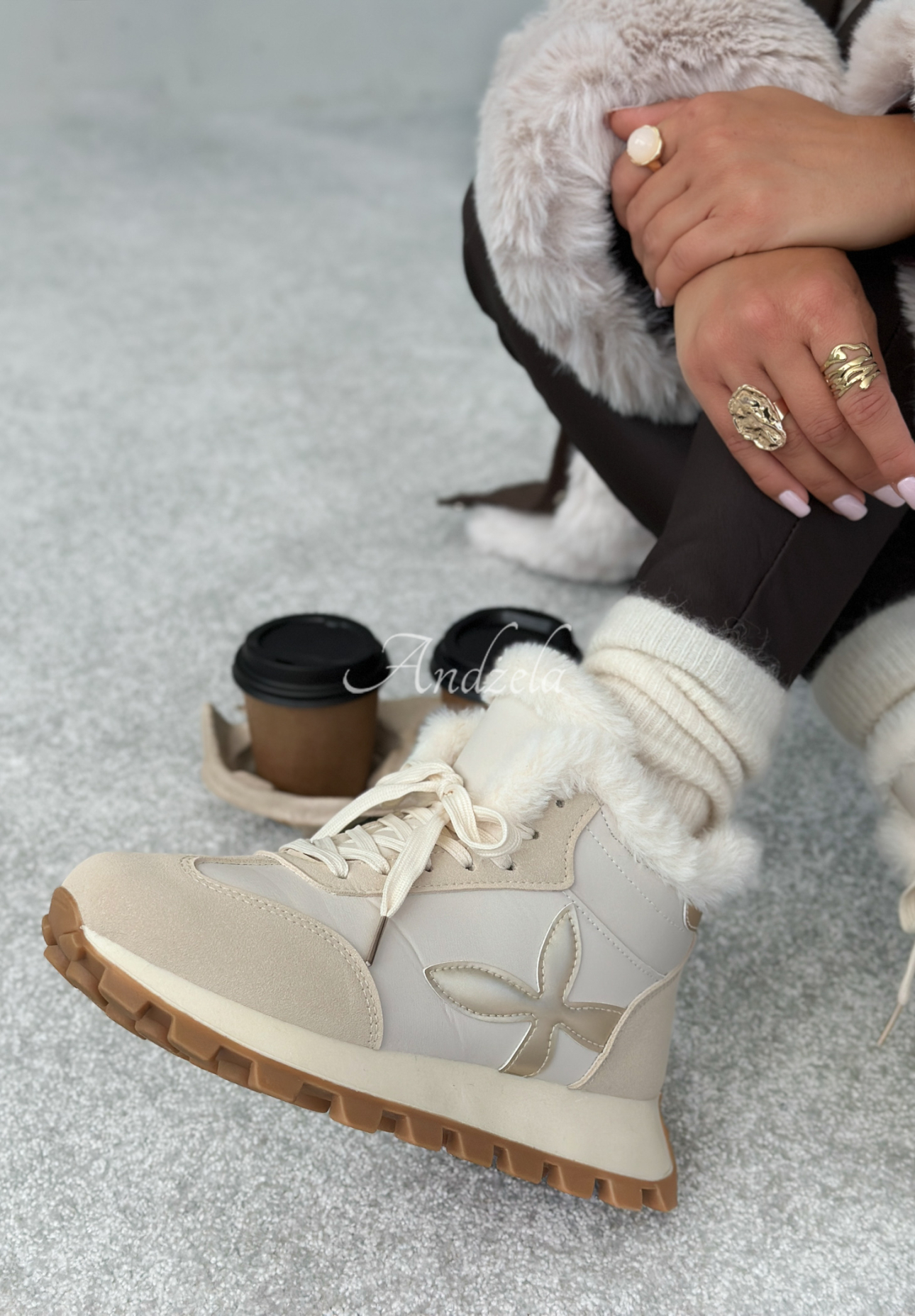 Sneakerși cu blană Getting Really Cold