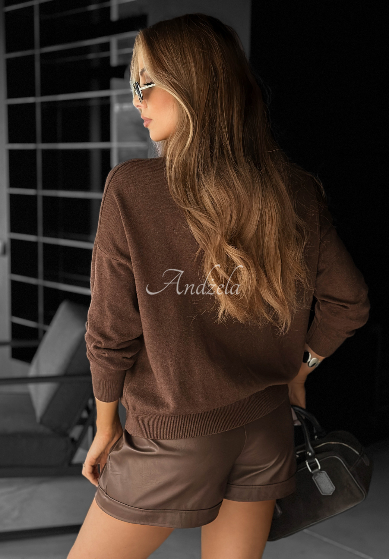 Pulover din viscoză cu aplicație Delicate Wings