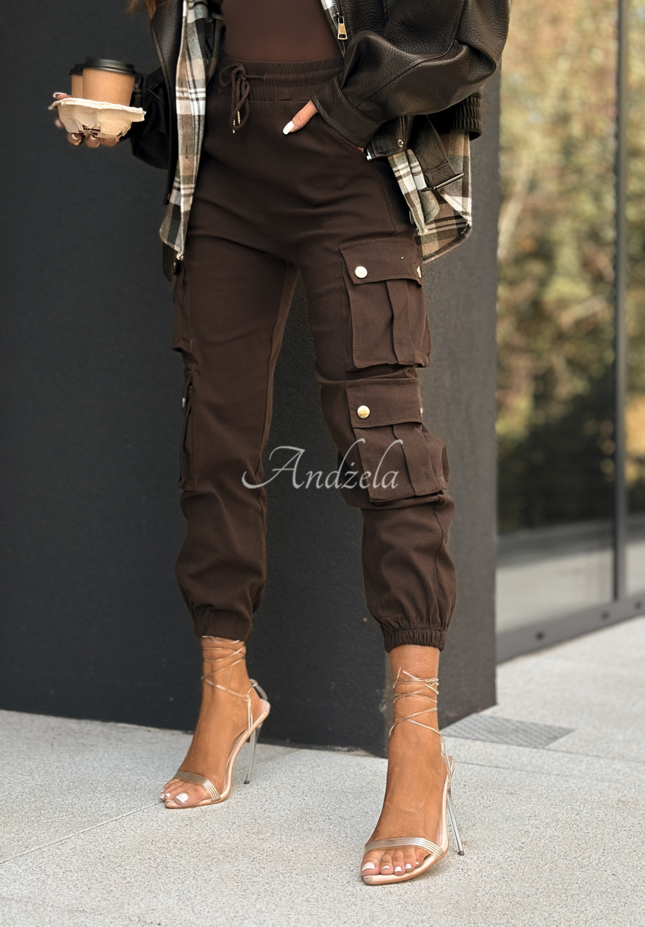 Pantaloni cargo din viscoză Over And Out