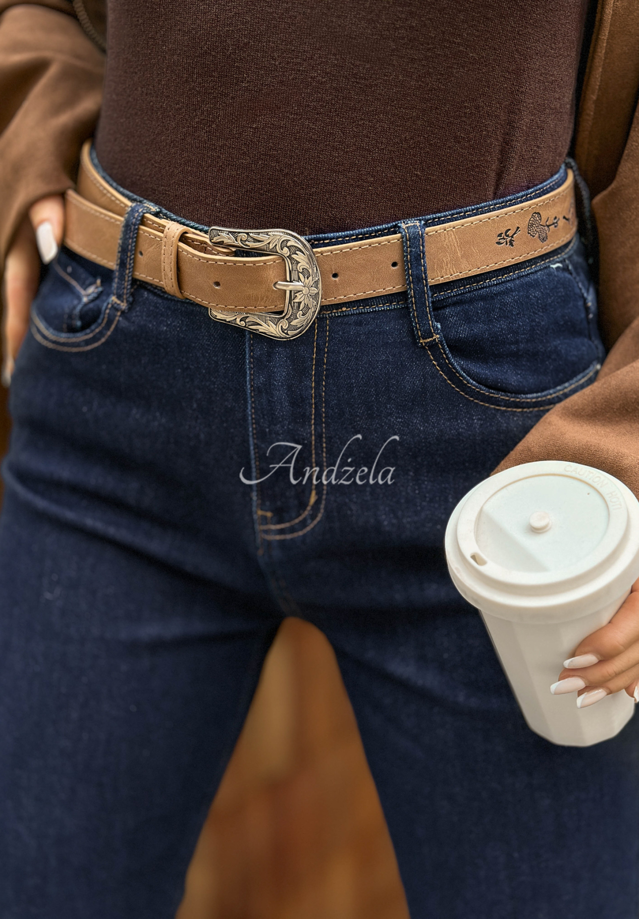Blugi mom fit cu curea Let’s Not Talk
