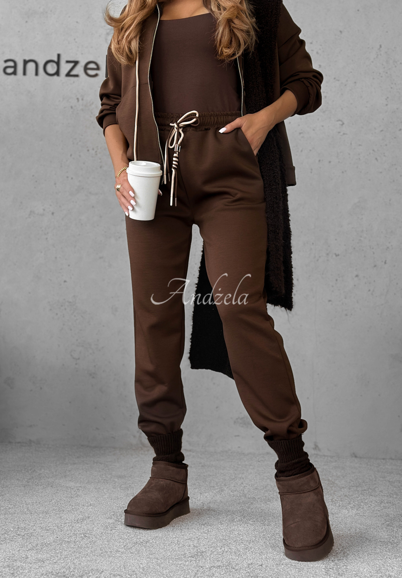 Set de trening din viscoză Just Saw You format din hanorac și pantaloni
