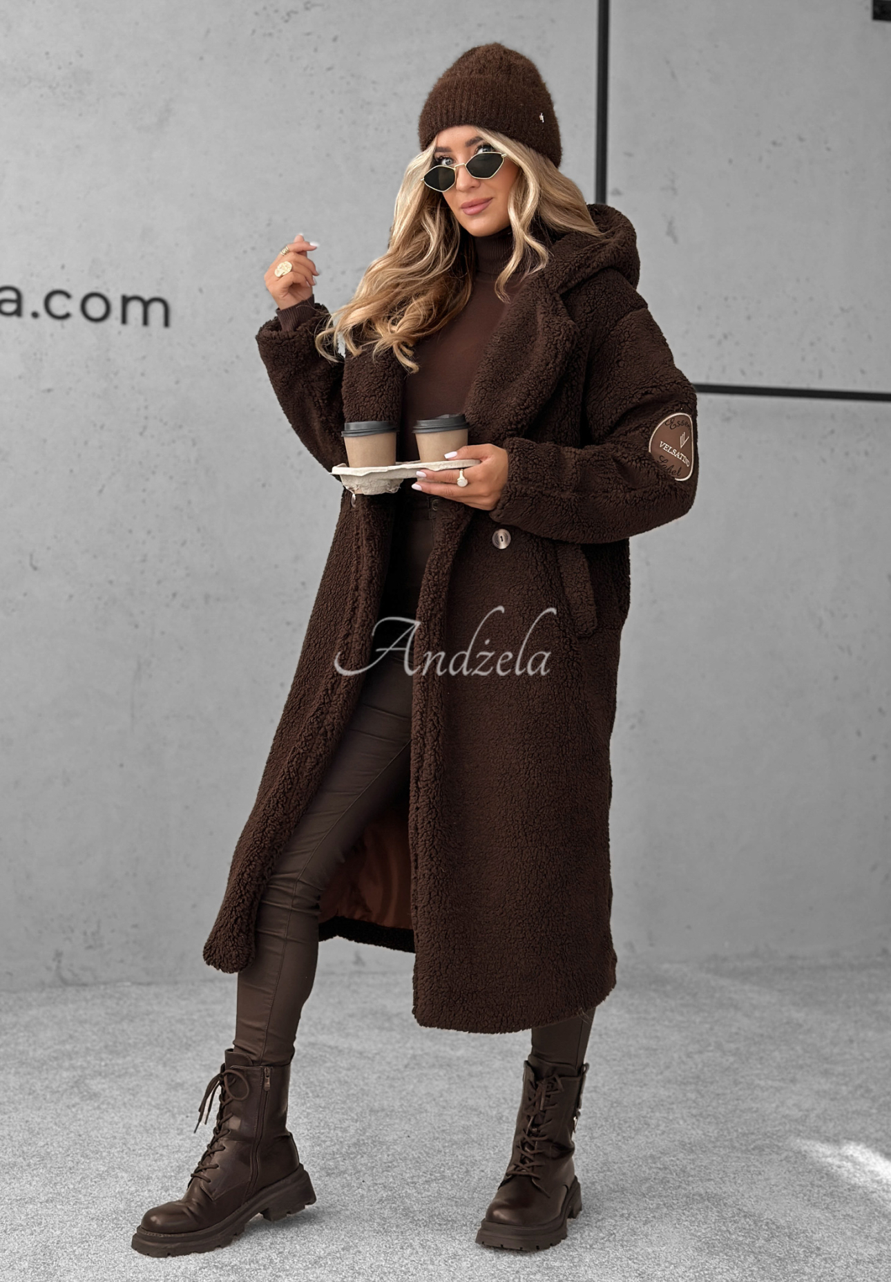 Pardesiu din imitație de lână de miel, cu glugă Before Frost