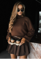 Pulover z golfem Hear My Words ciocolatie