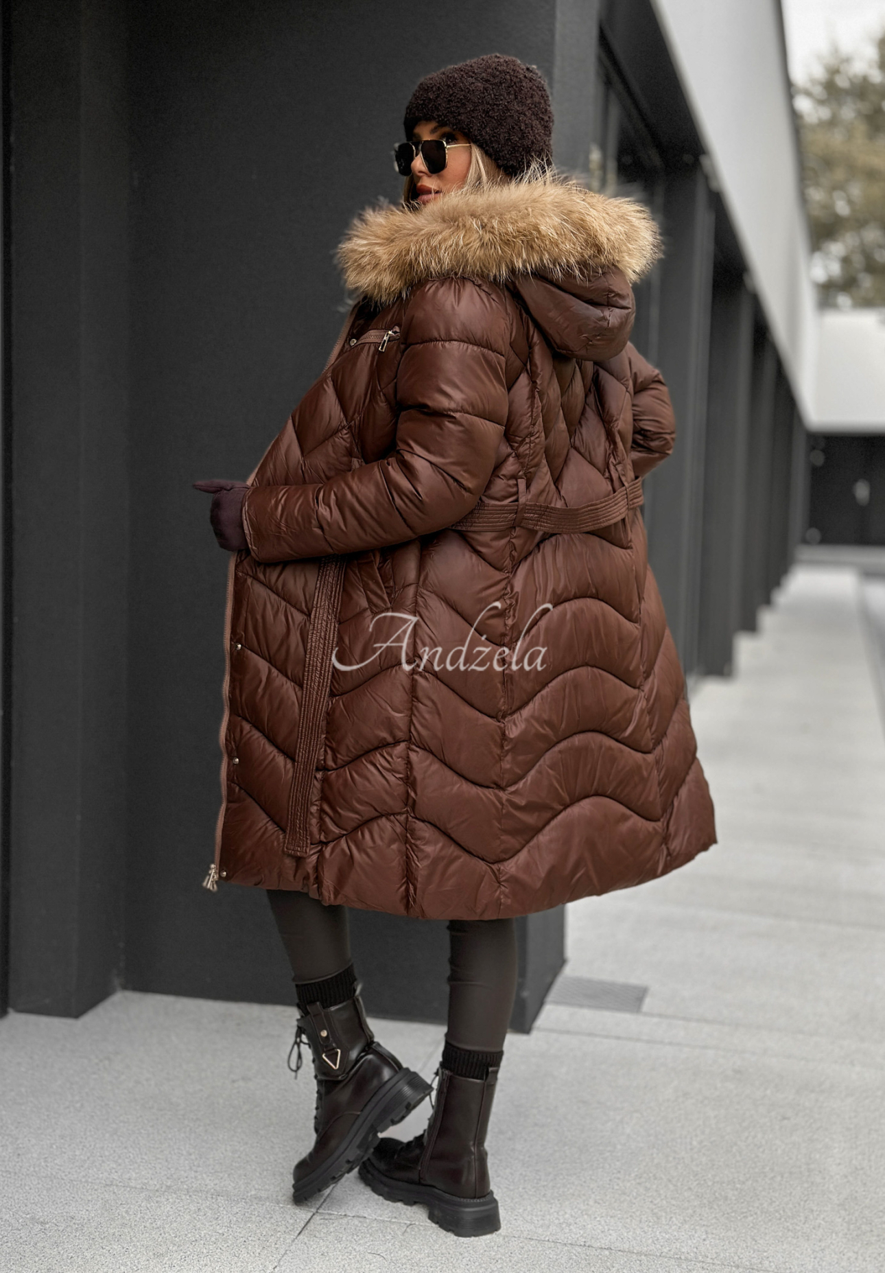 Geacă lungă matlasată Hello Cold Days cu blană
