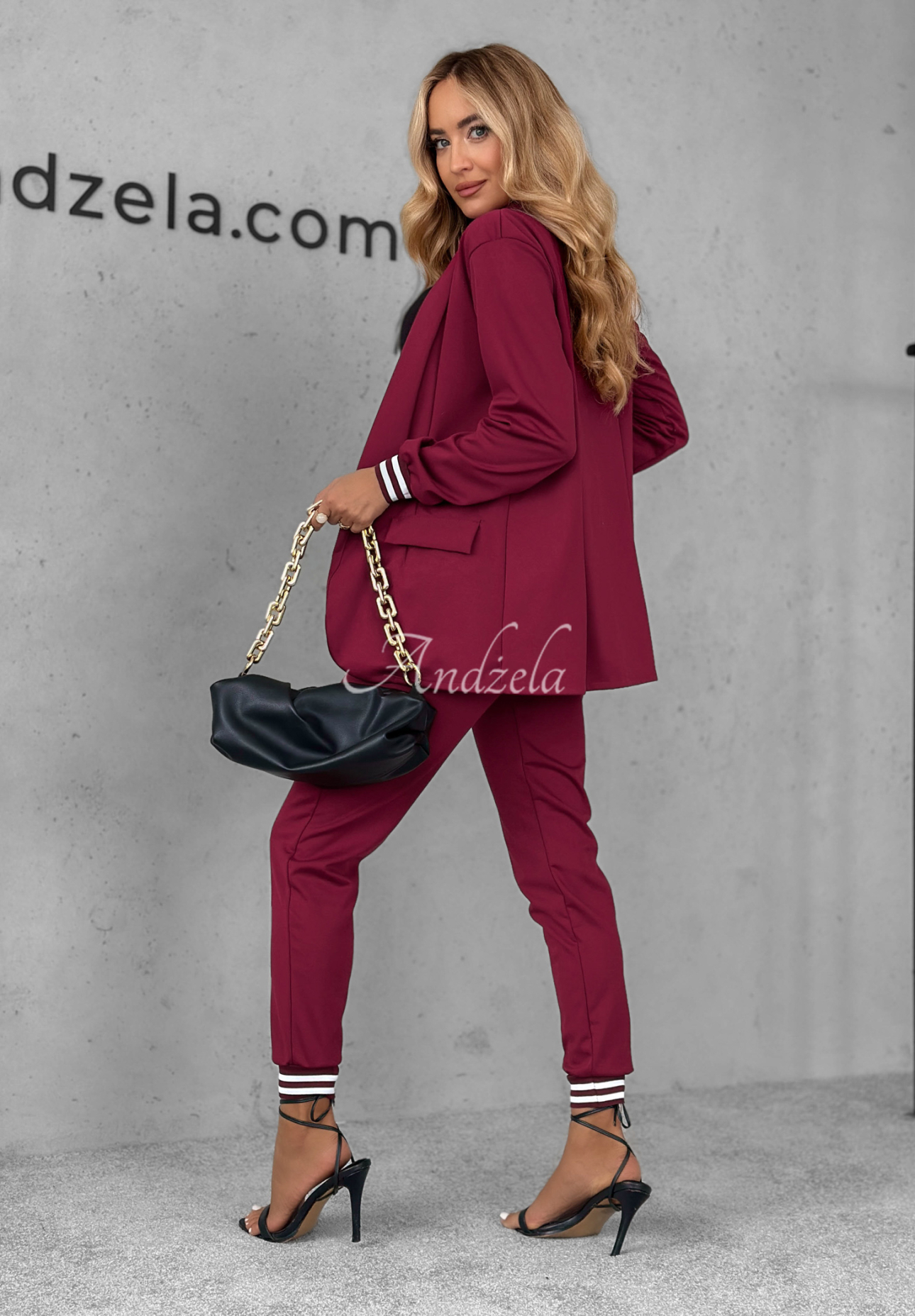 Compleu feminin tip sport Veros