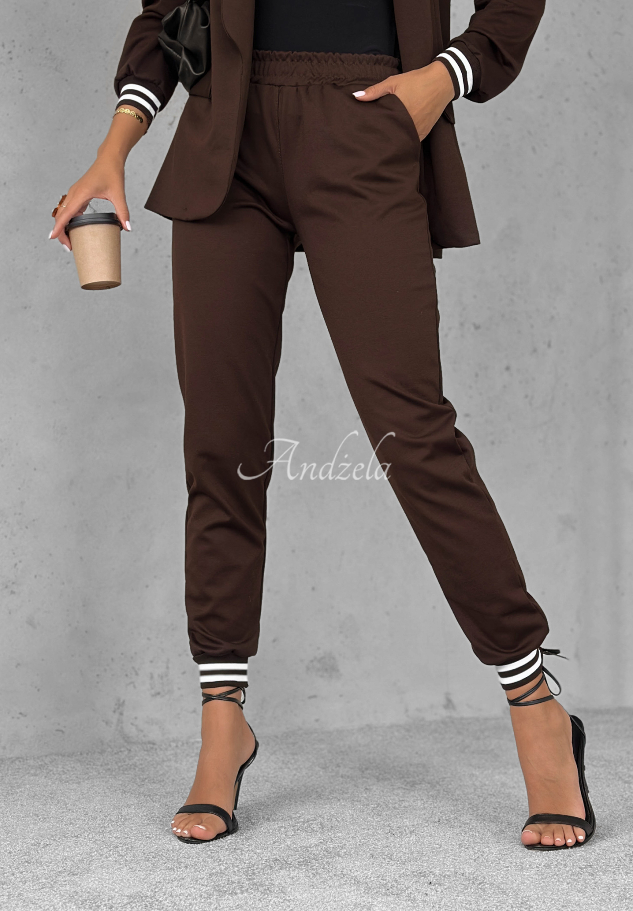 Compleu feminin tip sport Veros