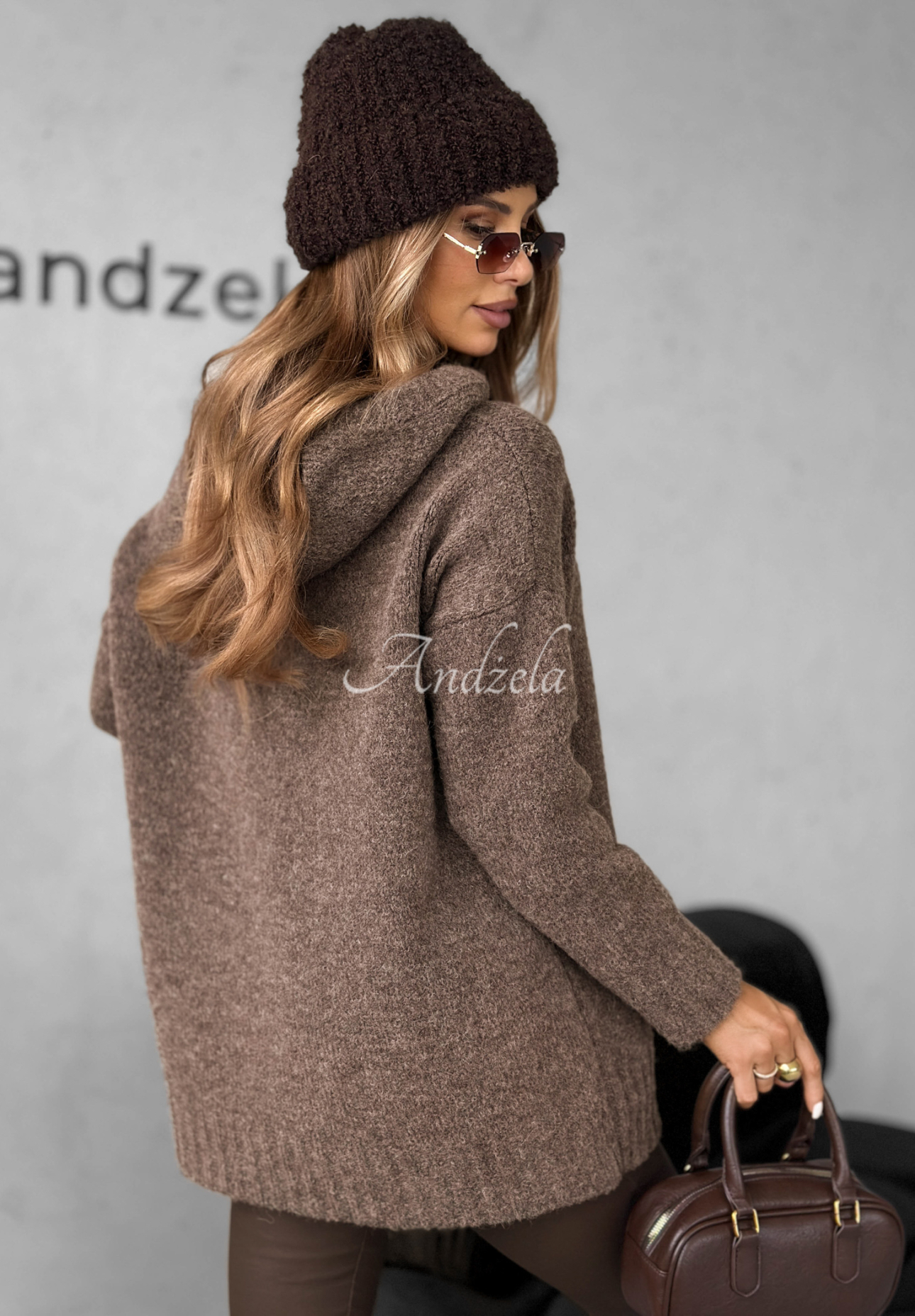 Pulover oversize cu glugă Carra