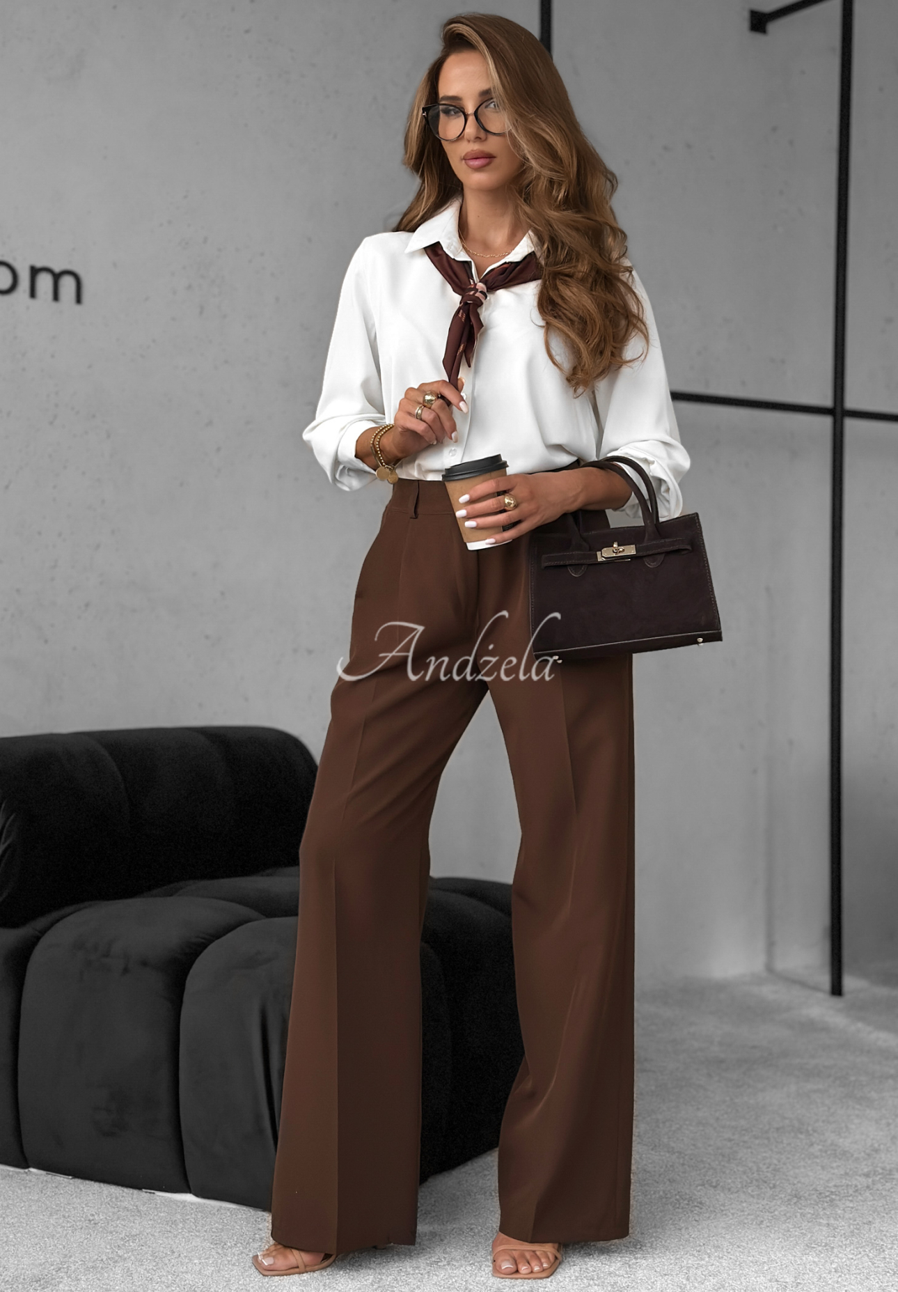 Pantaloni eleganți wide leg A Minute Ago