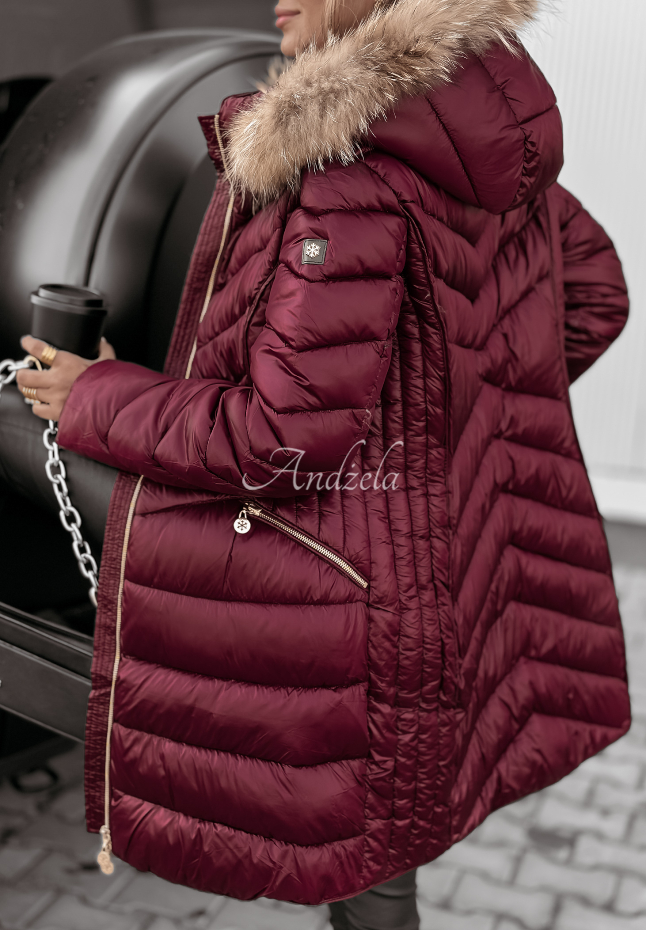 Geacă lungă matlasată The Snow Glow cu blană