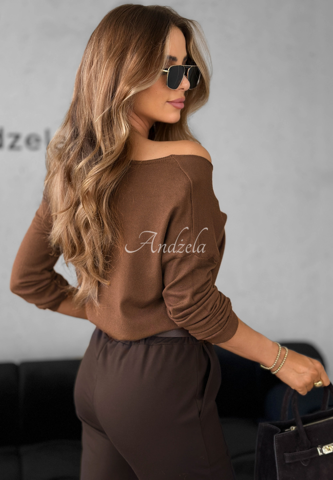 Pulover din viscoză cu aplicație decorativă Coco