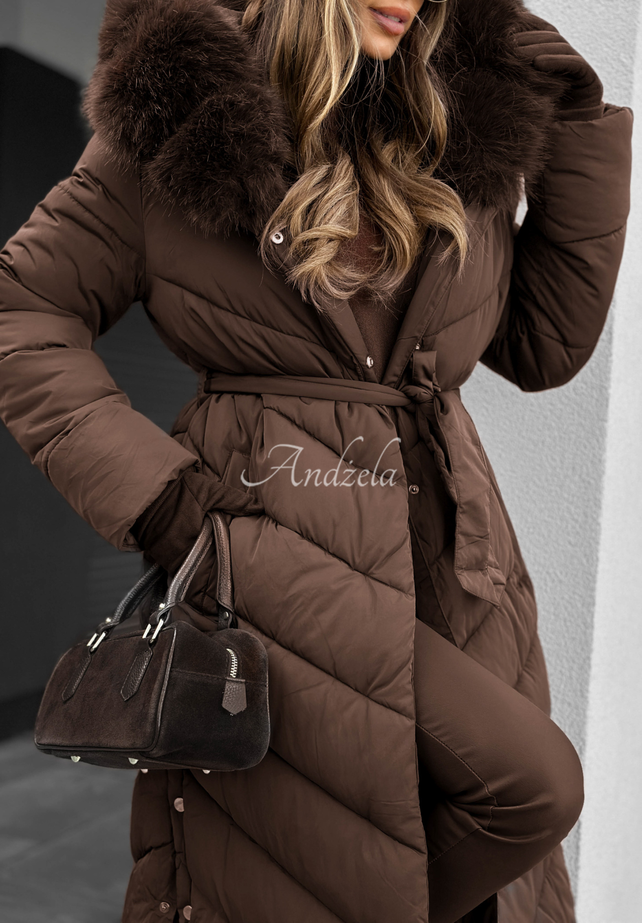 Geacă lungă matlasată cu blăniță Wintery Affection