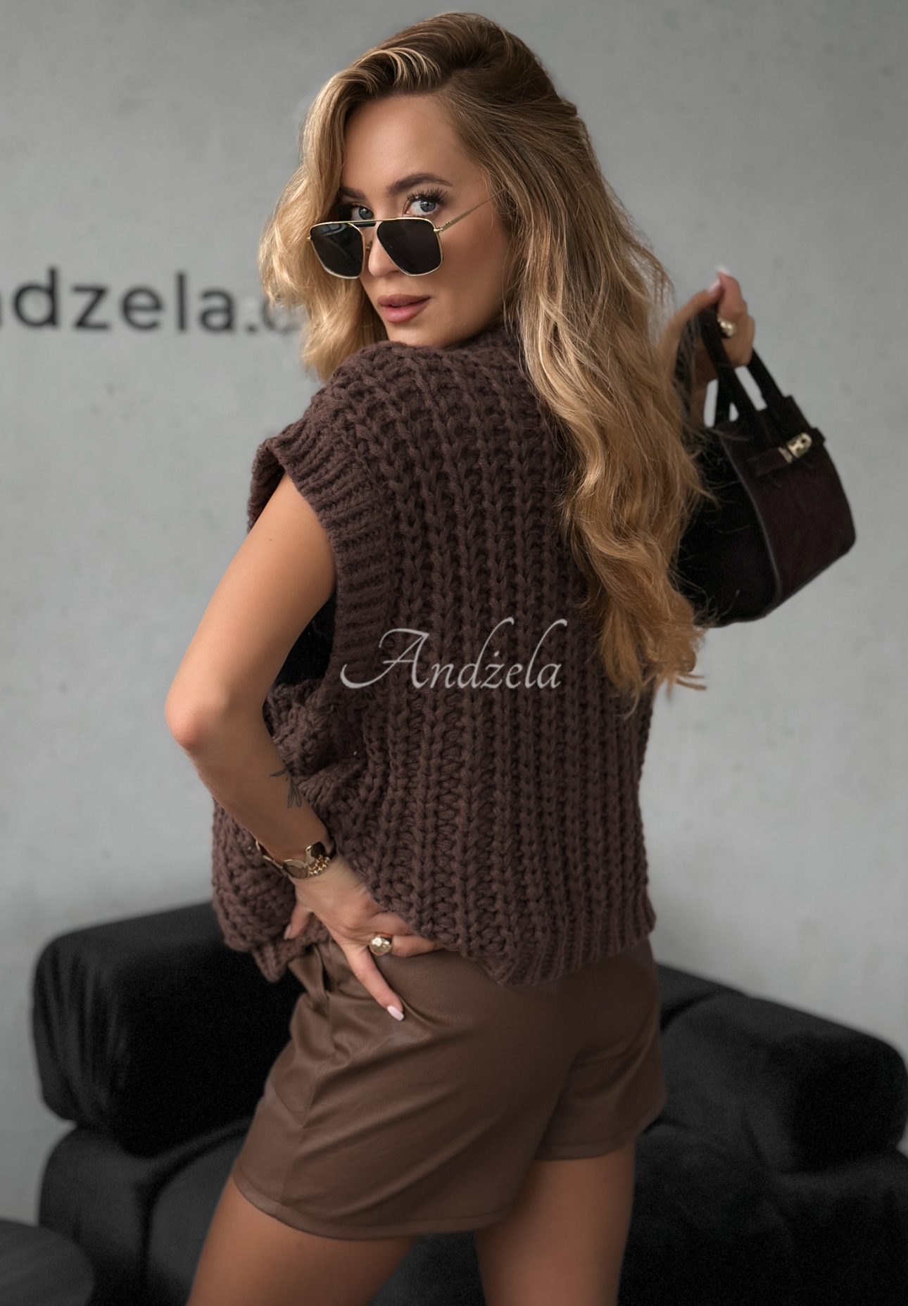 Vestă tricotată scurtă cu nasturi Autumn Lovers