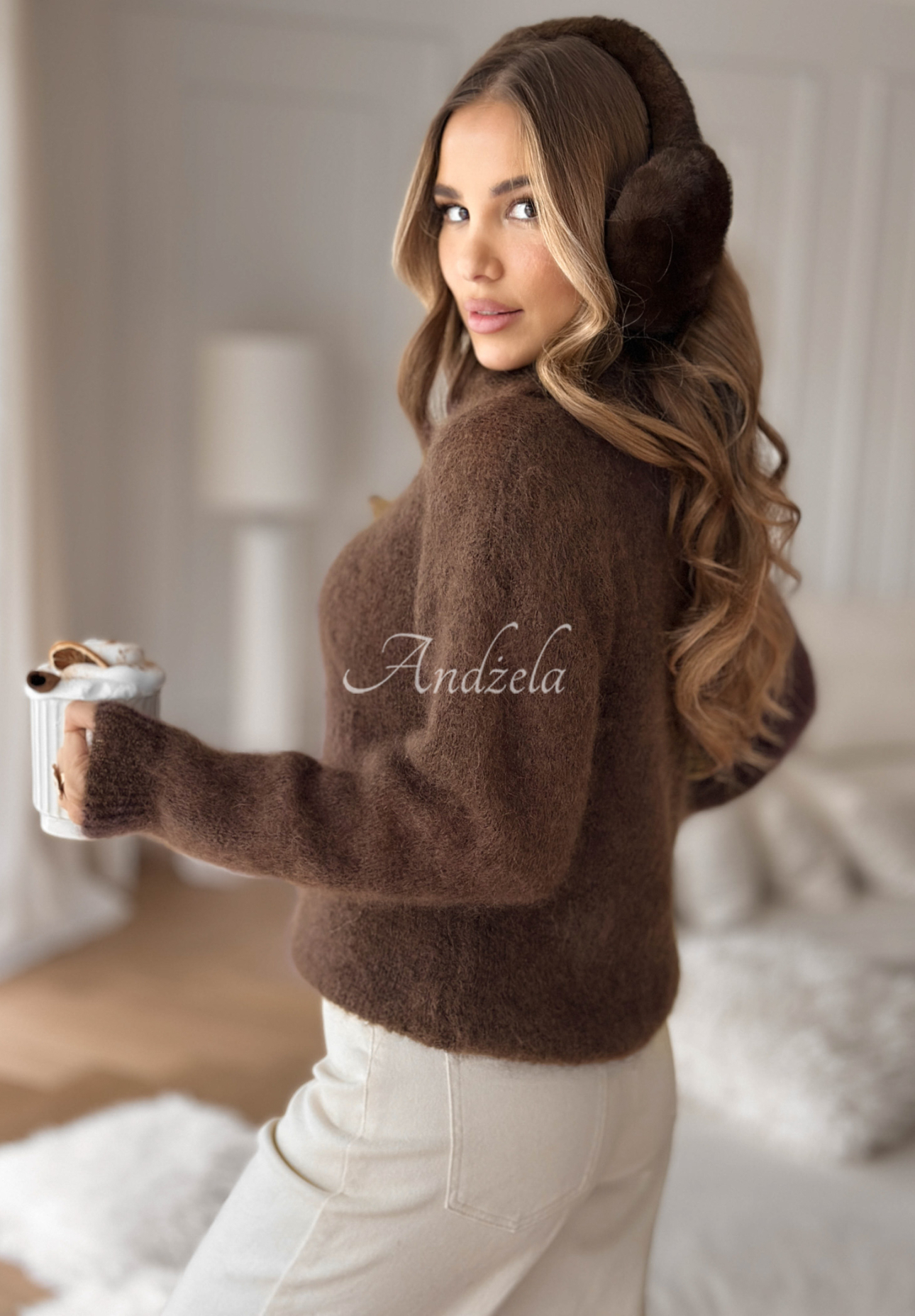 Pulover din mohair cu guler Sweet And Fluffy
