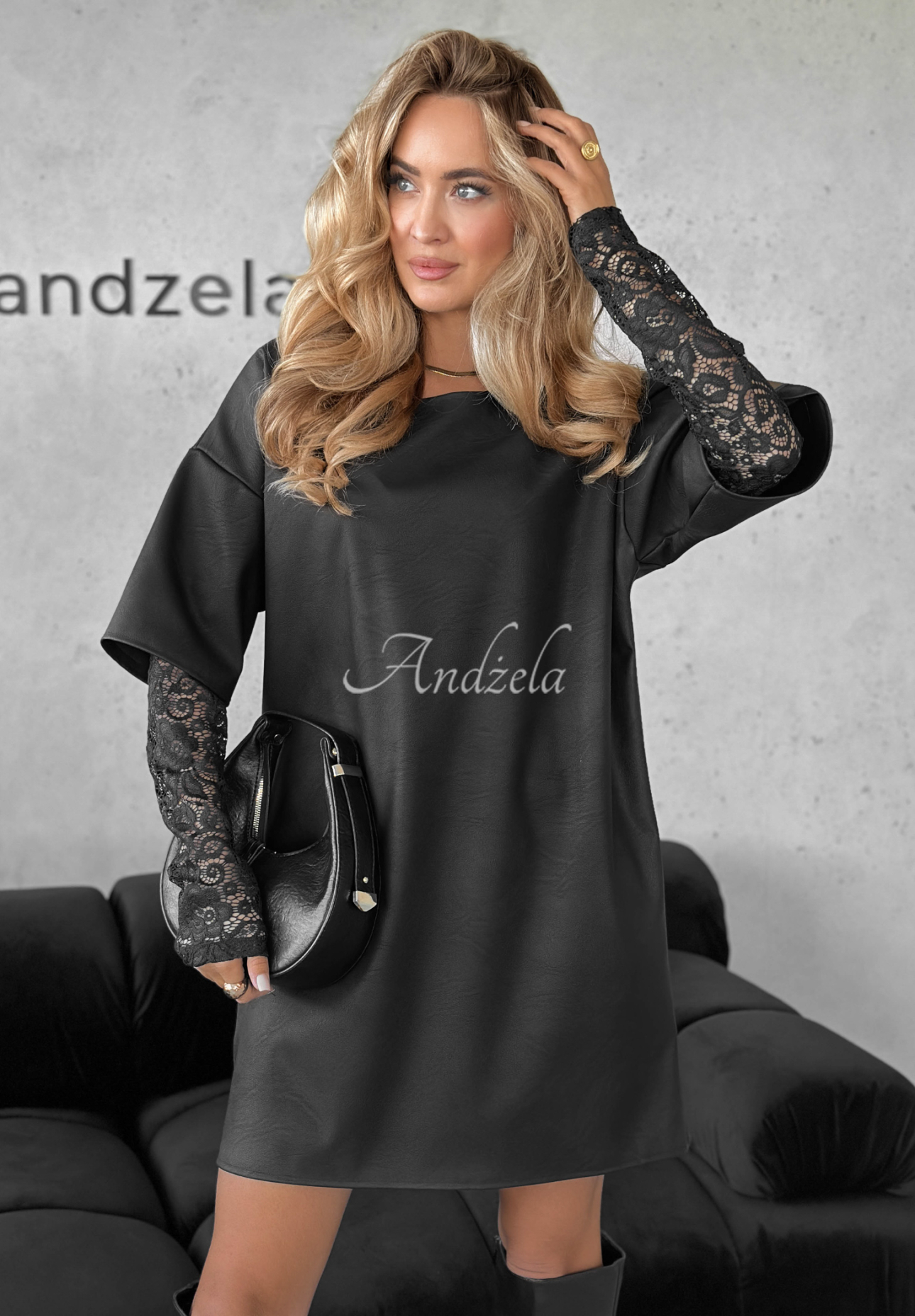 Rochie oversize din piele End Of That cu mâneci din dantelă