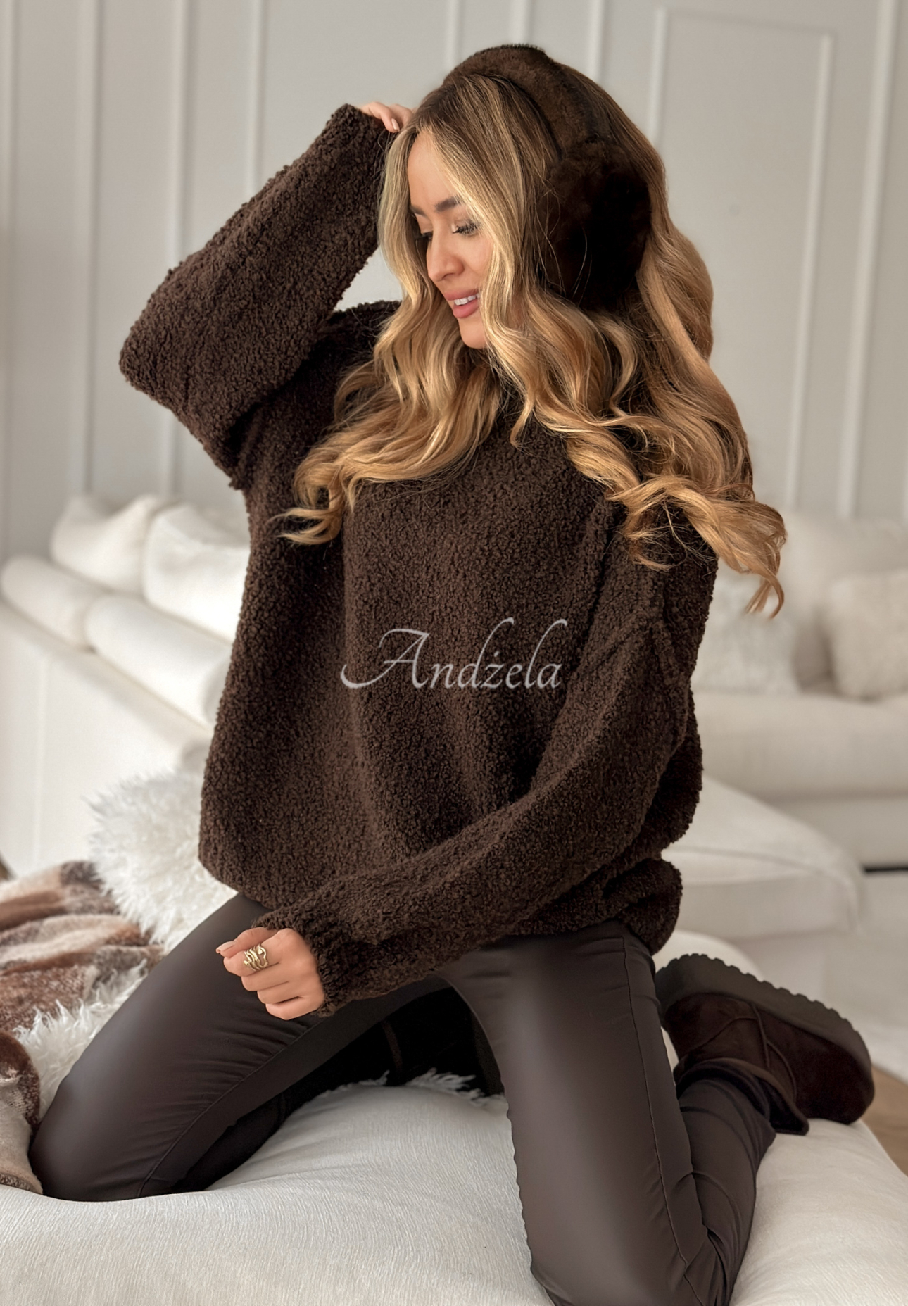 Pulover Comfy And Fluffy