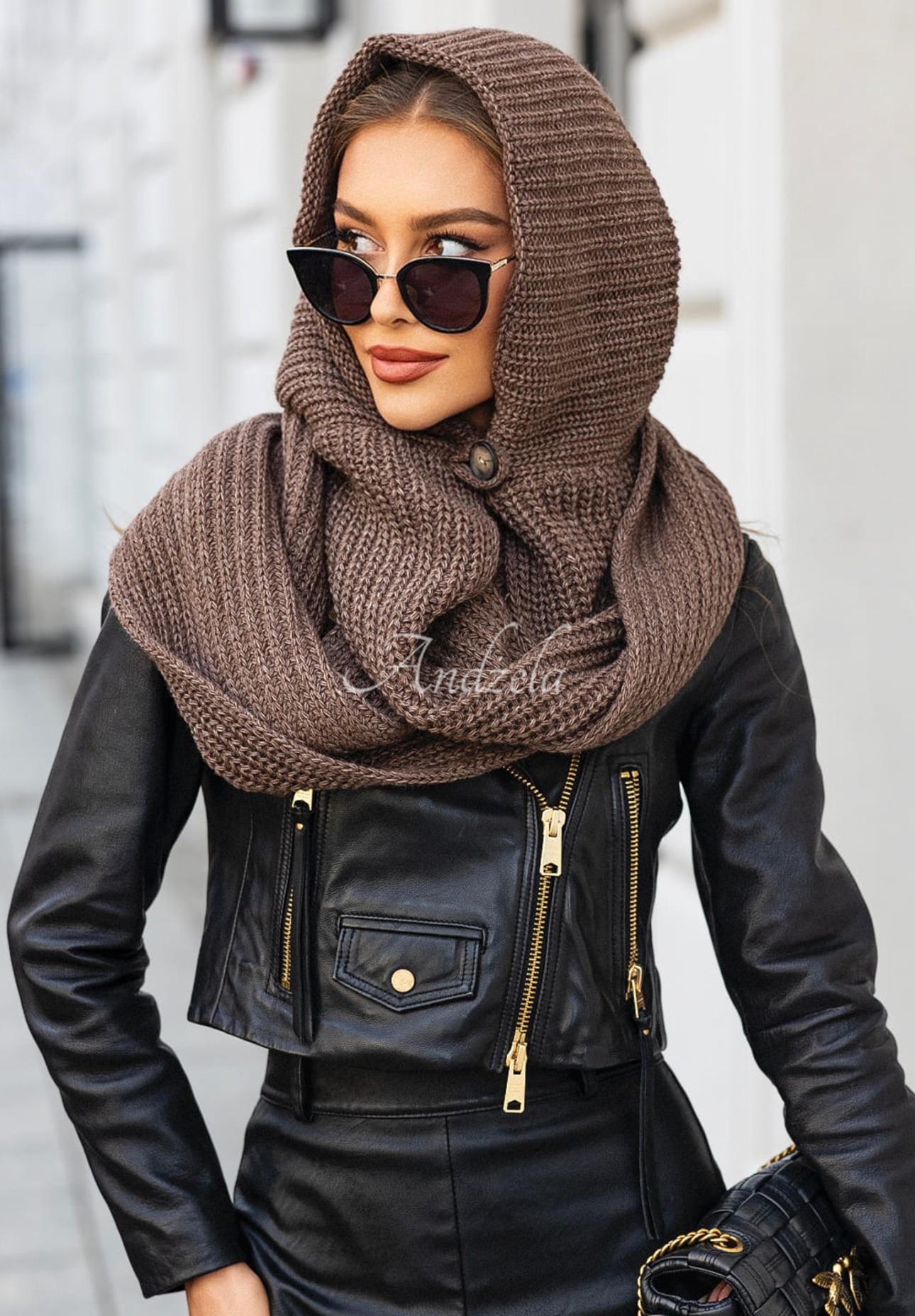 Eșarfă tip balaclava cu glugă Shade Of Winter