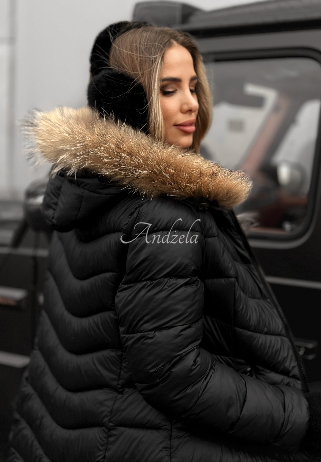 Geacă matlasată cu glugă Winter