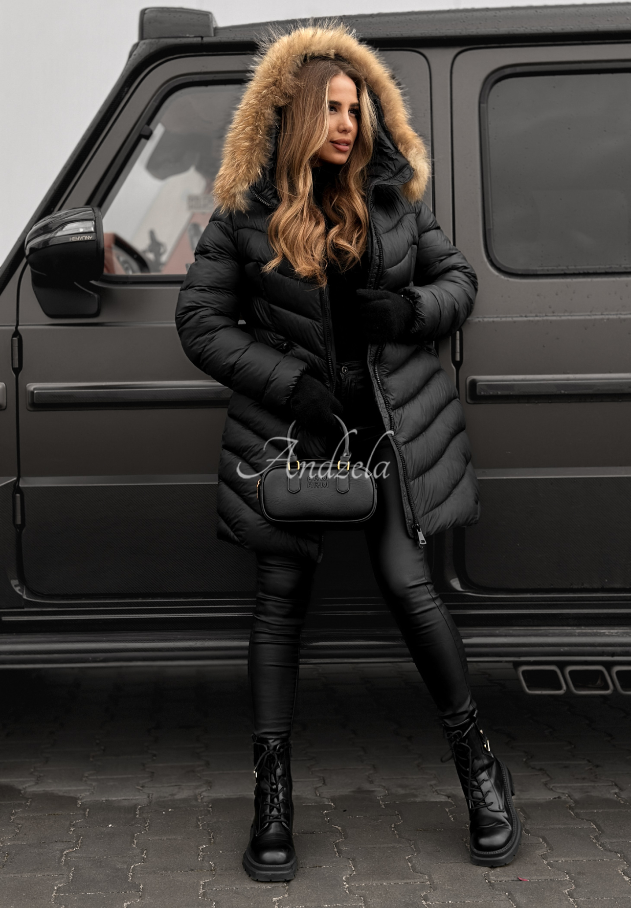 Geacă matlasată cu glugă Winter