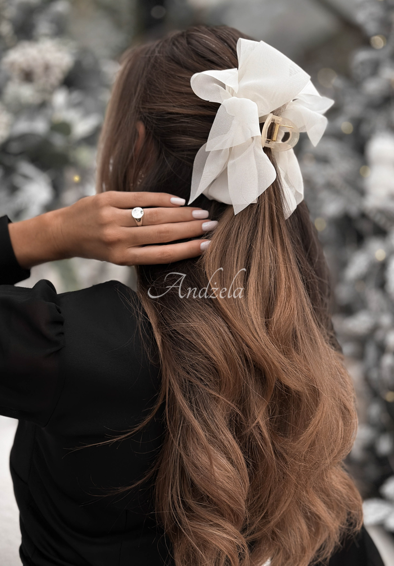 Clamă pentru păr cu fundiță Belle Tie