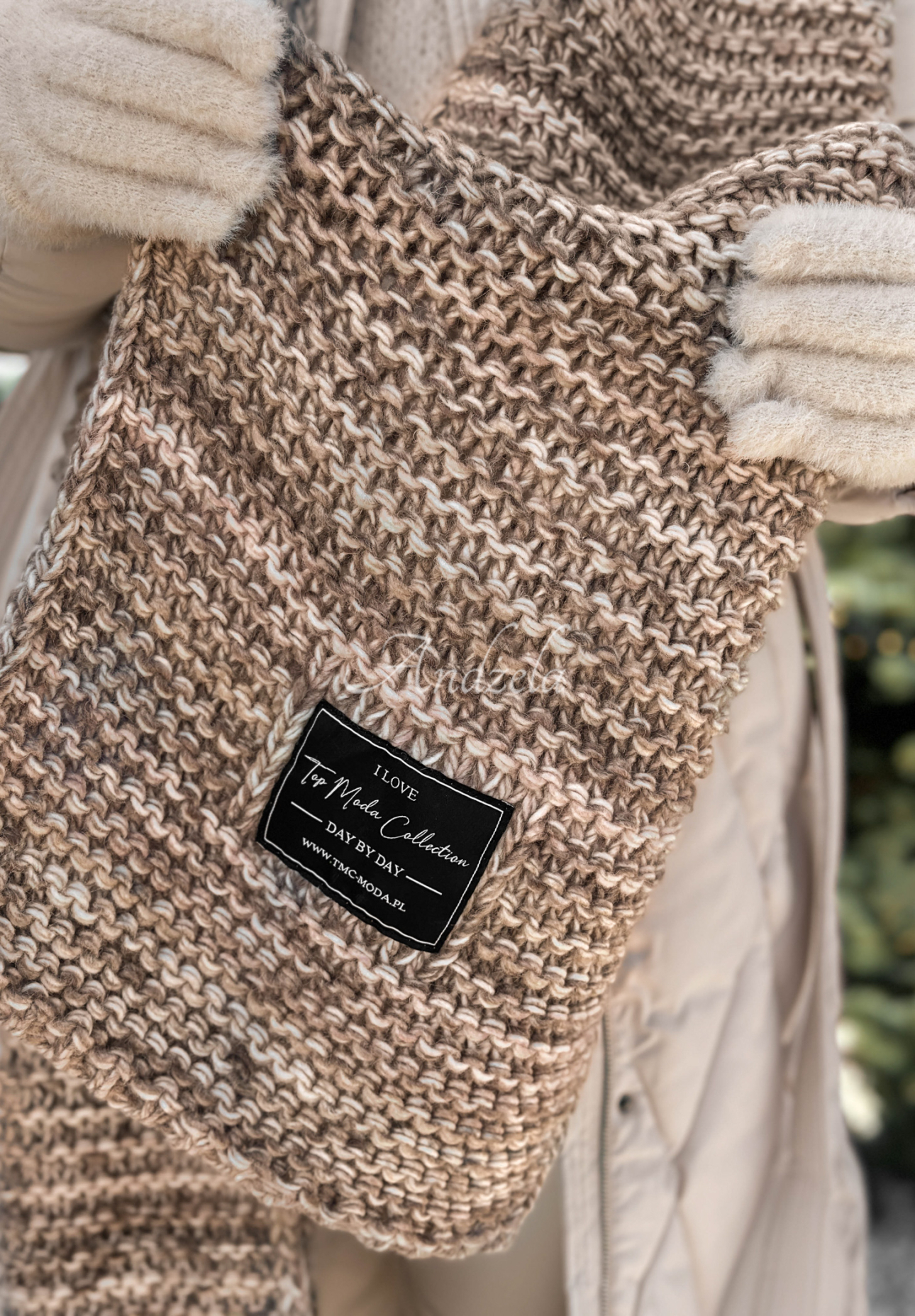 Set căciulă și fular din lână Best Winter Days