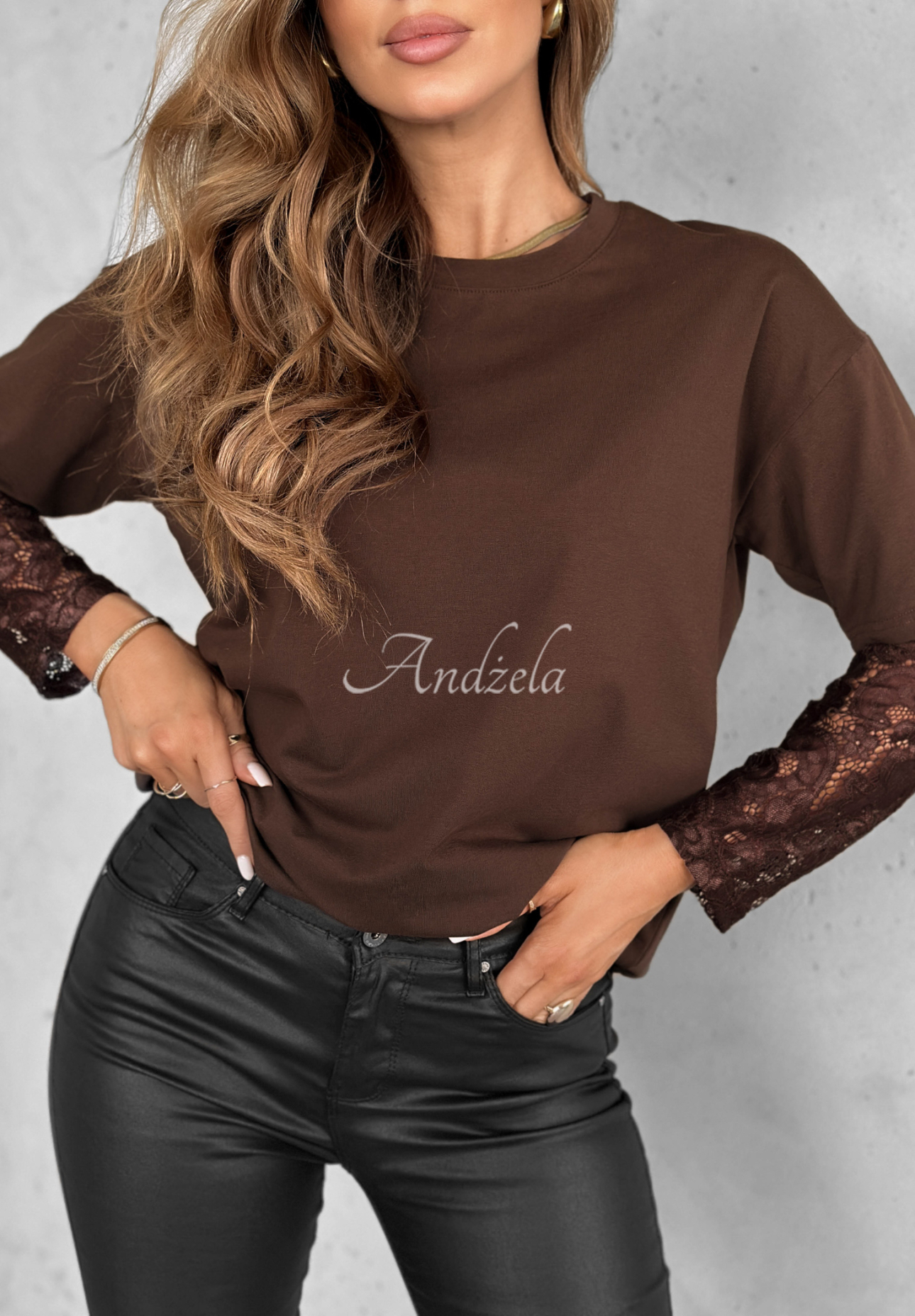 Tricou cu mâneci din dantelă The Only Thing