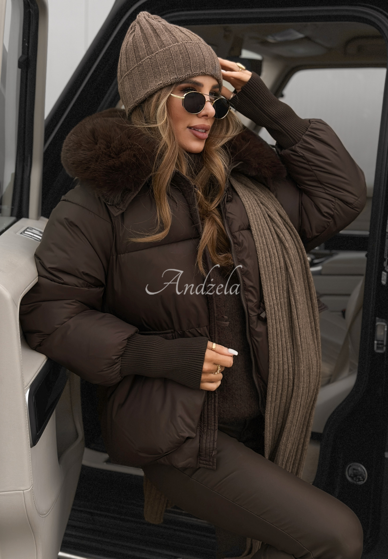 Geacă matlasată cu glugă și blană Little Snowman