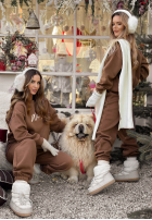 Compleu de trening Hanorac i Pantaloni So Happy Because Winter ciocolatiu