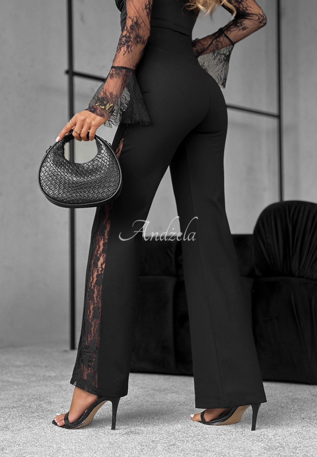 Pantaloni din viscoză cu dantelă Dear Men