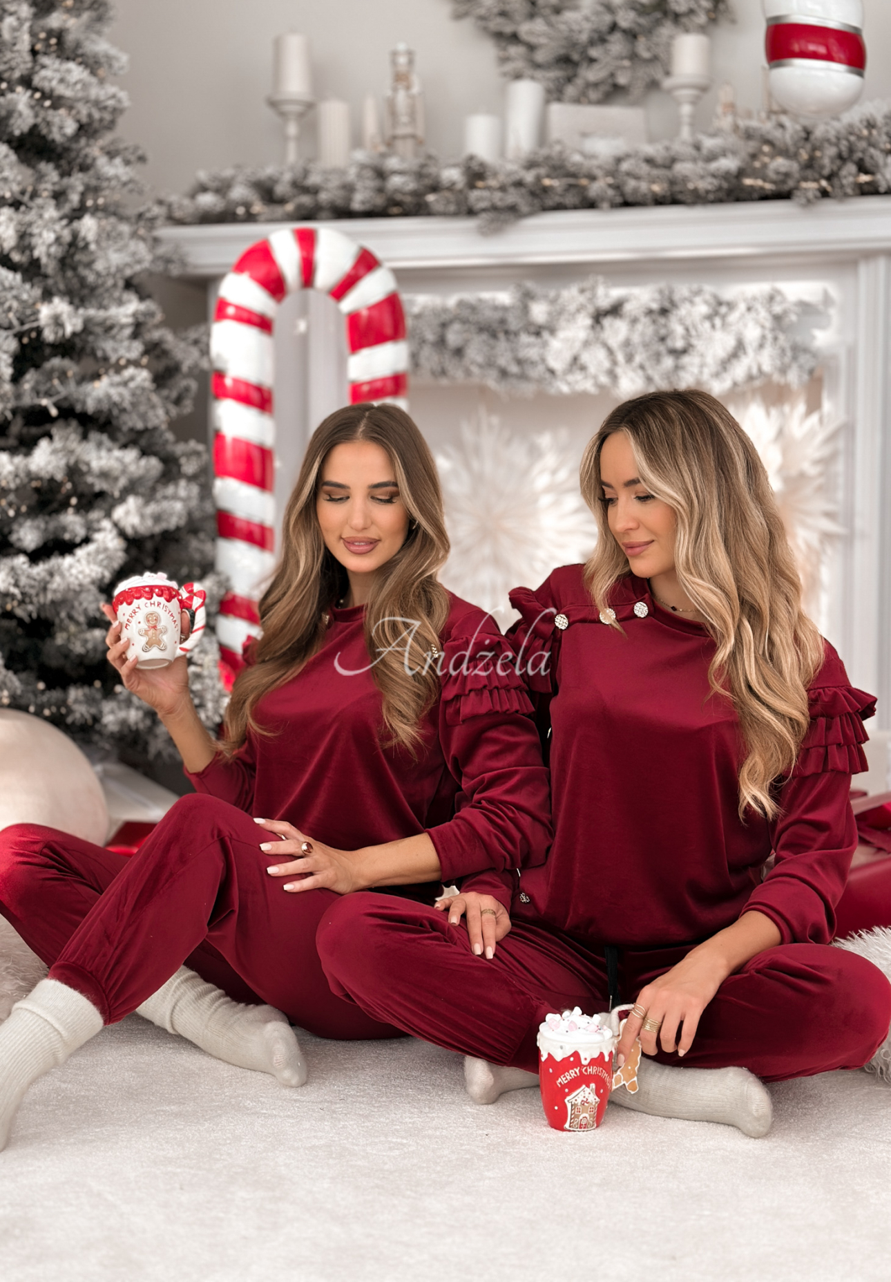 Setul de trening cu volănașe Just Two Of Us