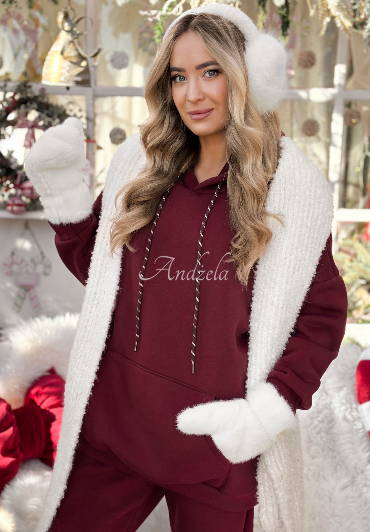 Set de trening format din hanorac și pantaloni Chill Code