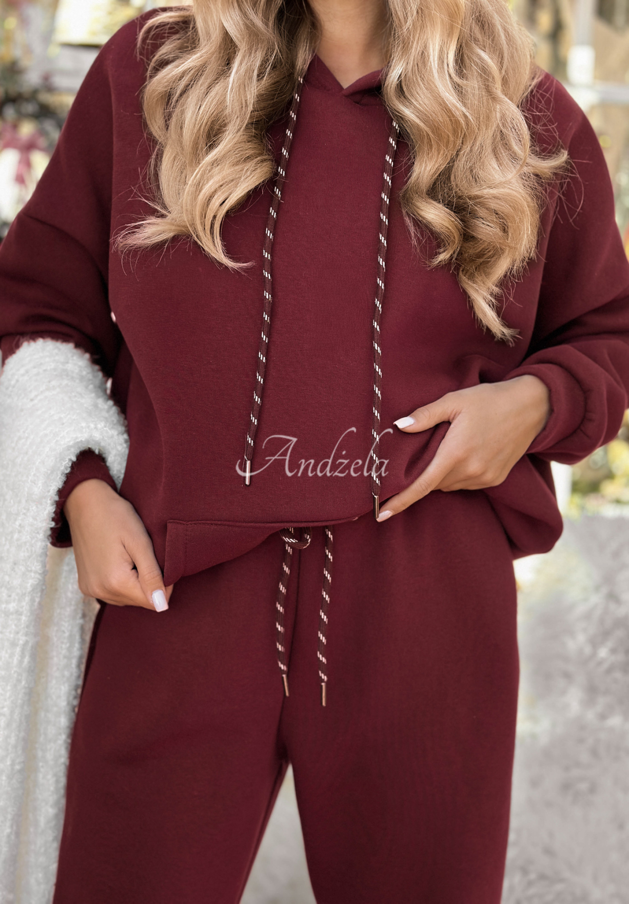 Set de trening format din hanorac și pantaloni Chill Code