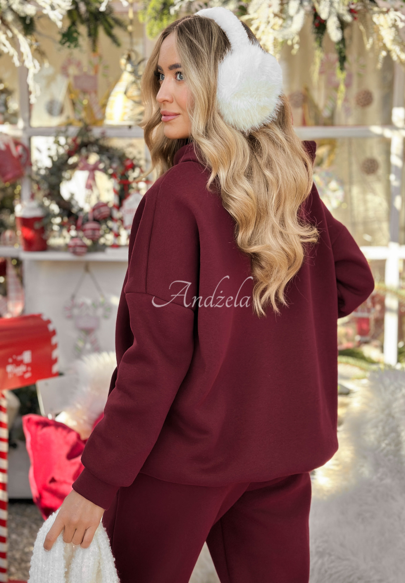 Set de trening format din hanorac și pantaloni Chill Code