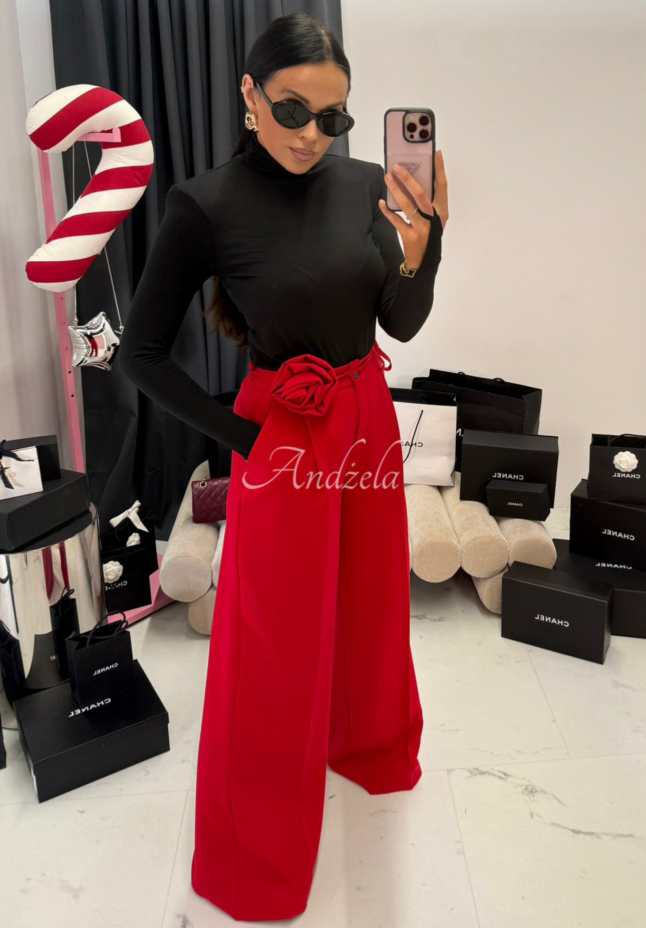 Pantaloni wide leg din viscoză cu floare La Milla Red Rose