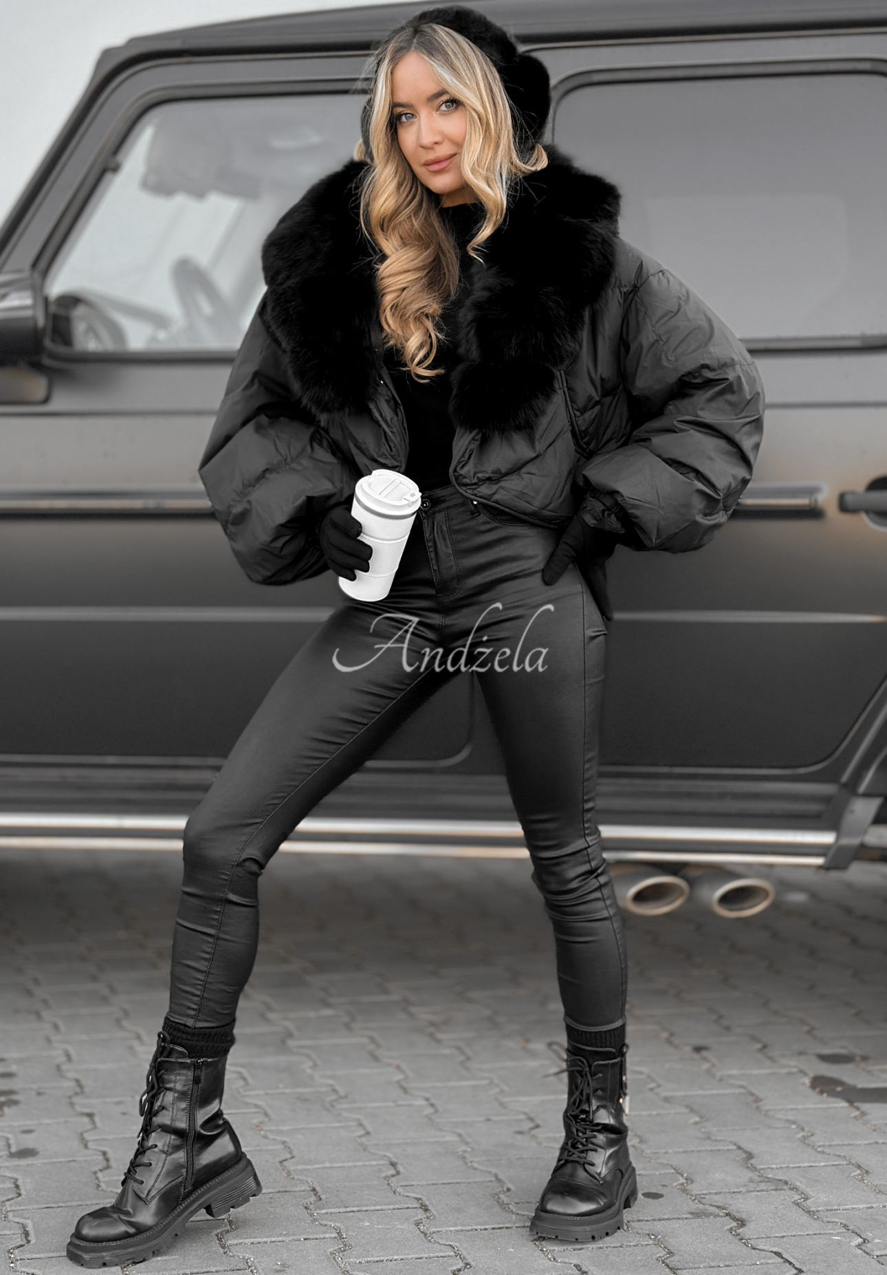 Geacă scurtă de puf Snow Thanks cu blană