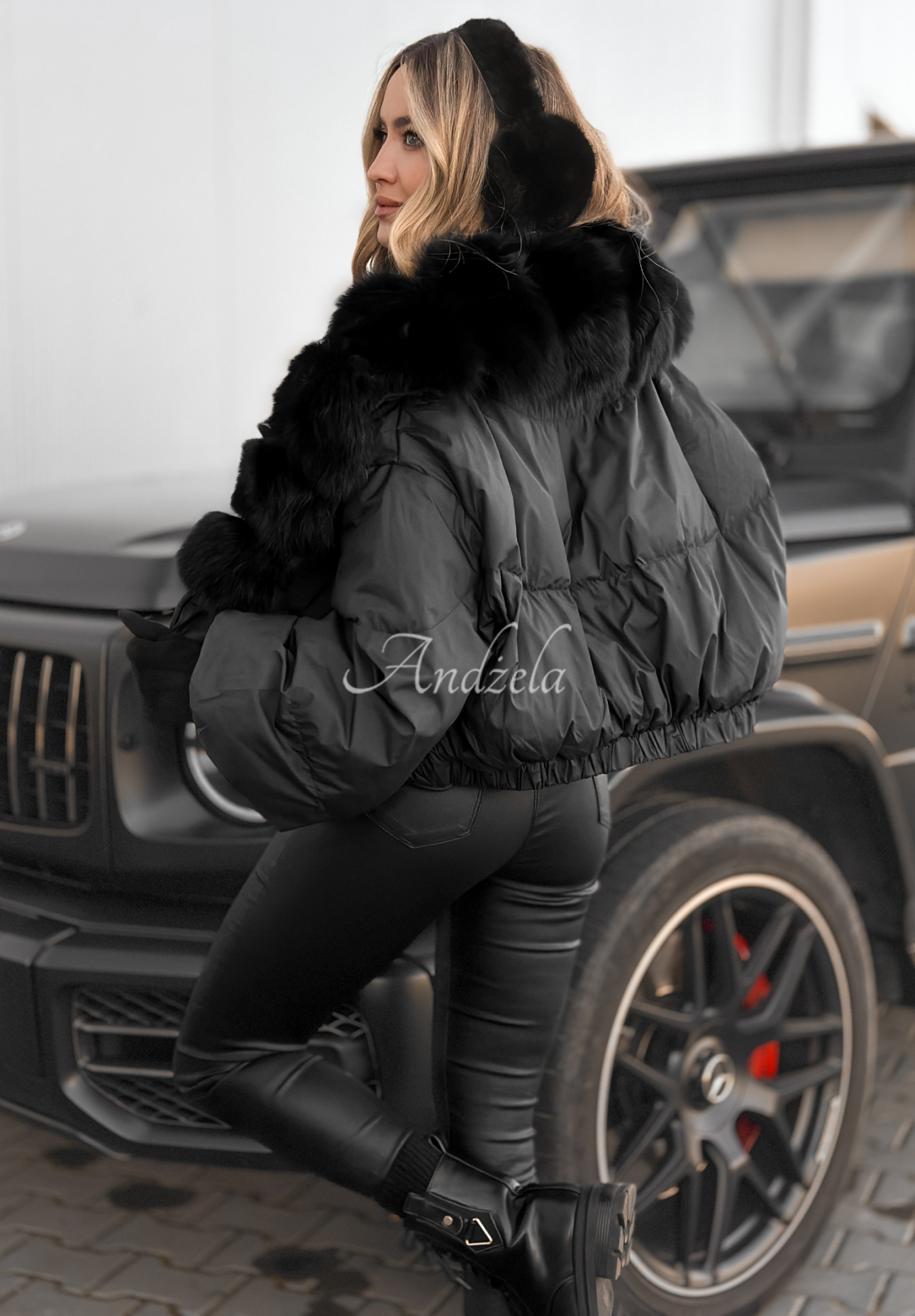 Geacă scurtă de puf Snow Thanks cu blană