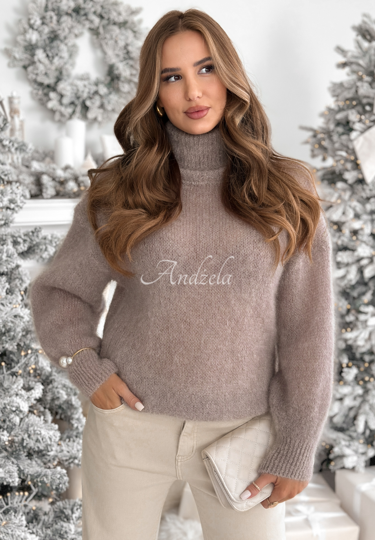 Pulover din mohair cu guler Fireplace Stories