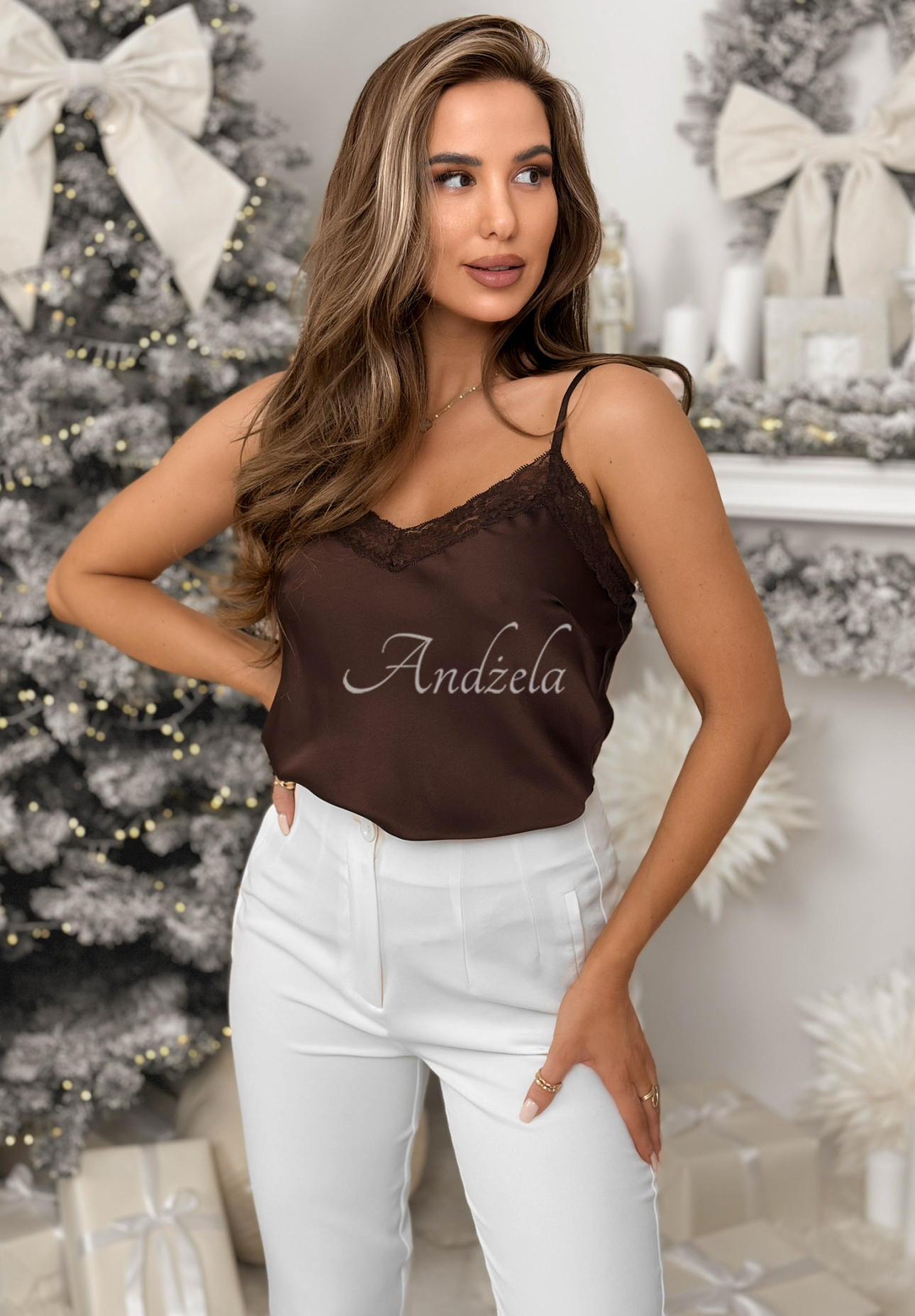 Top                         satinat cu bretele și dantelă Unsaid Words