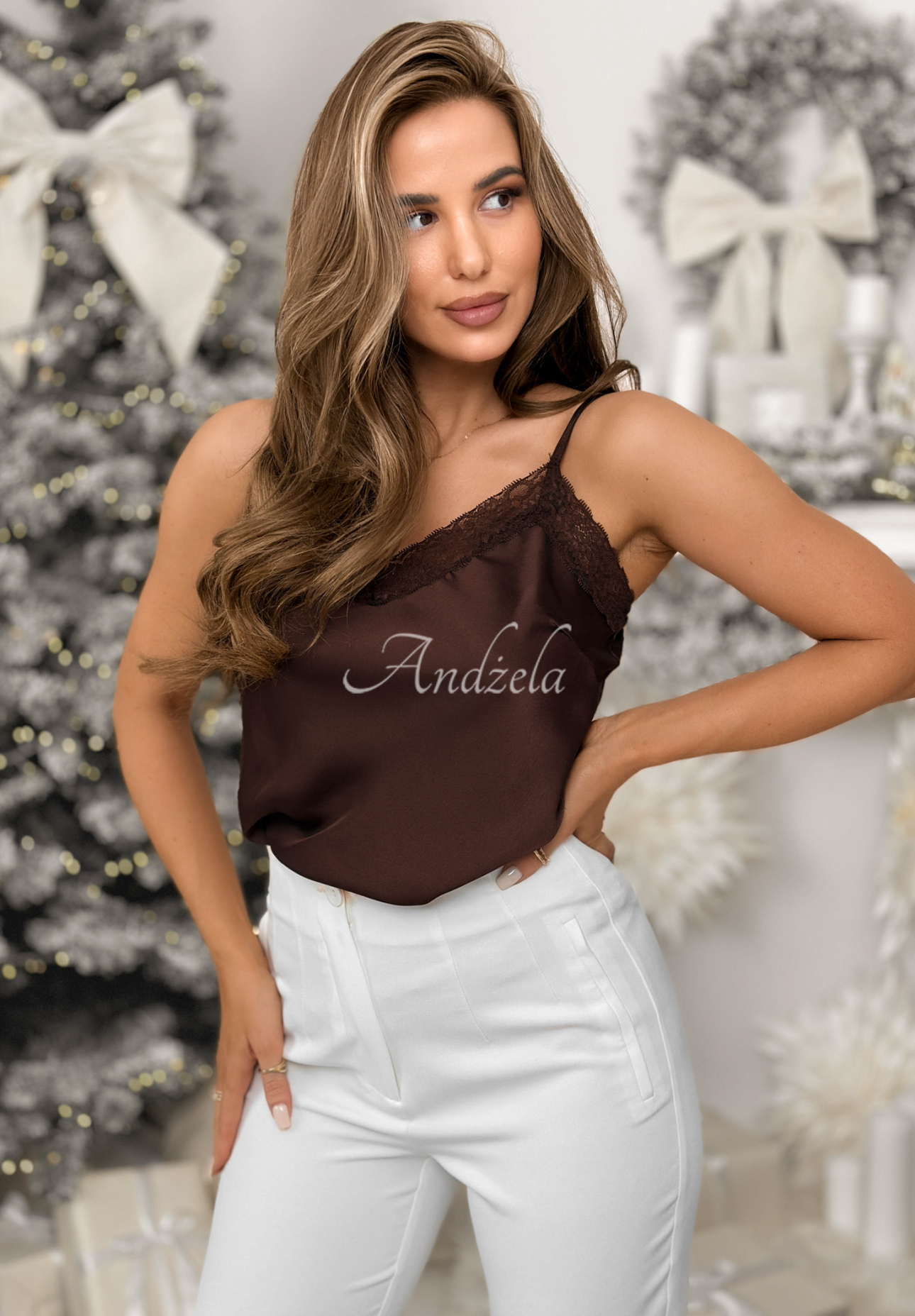 Top                         satinat cu bretele și dantelă Unsaid Words