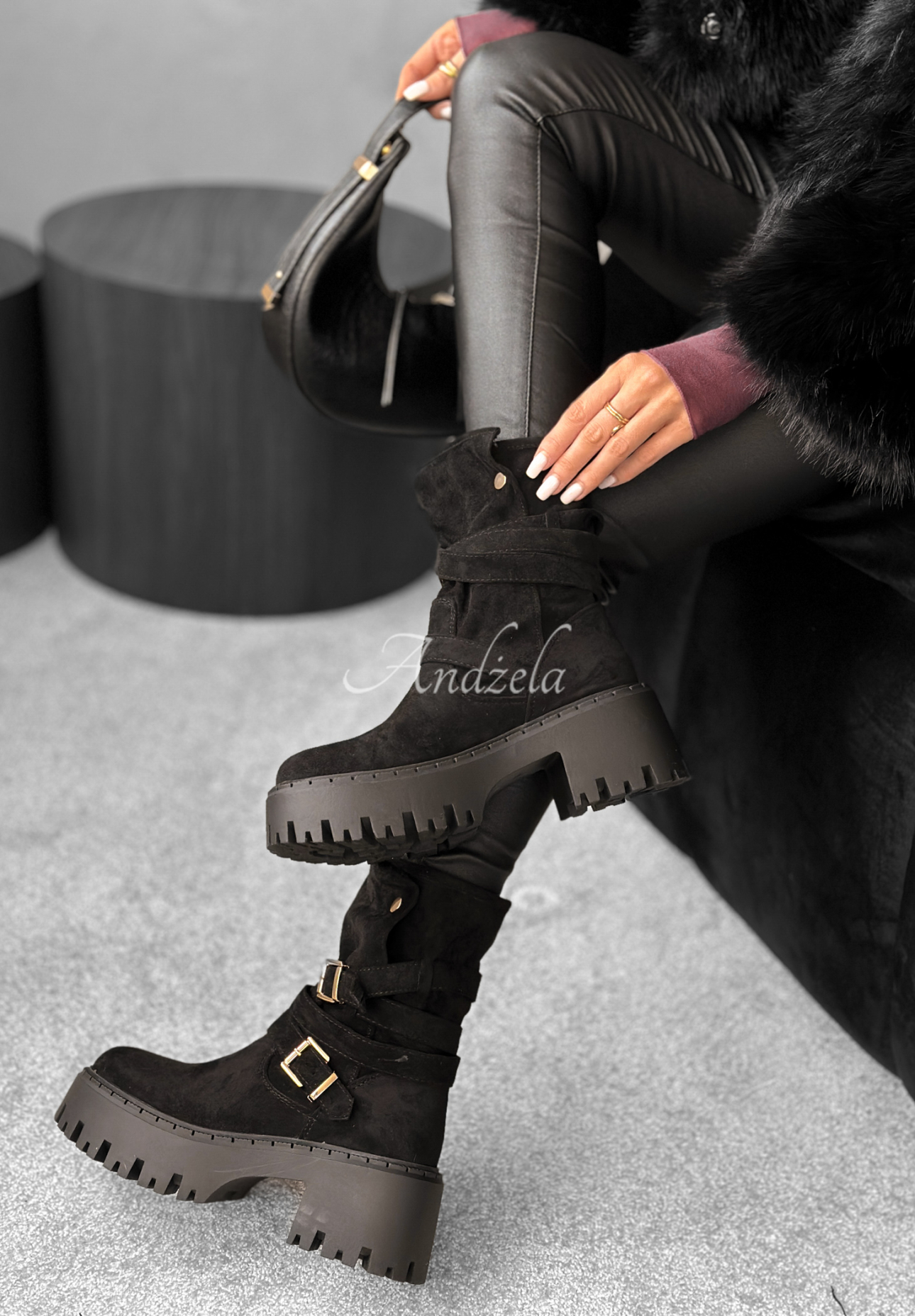 Botine din piele întoarsă cu catarame Coldest Months